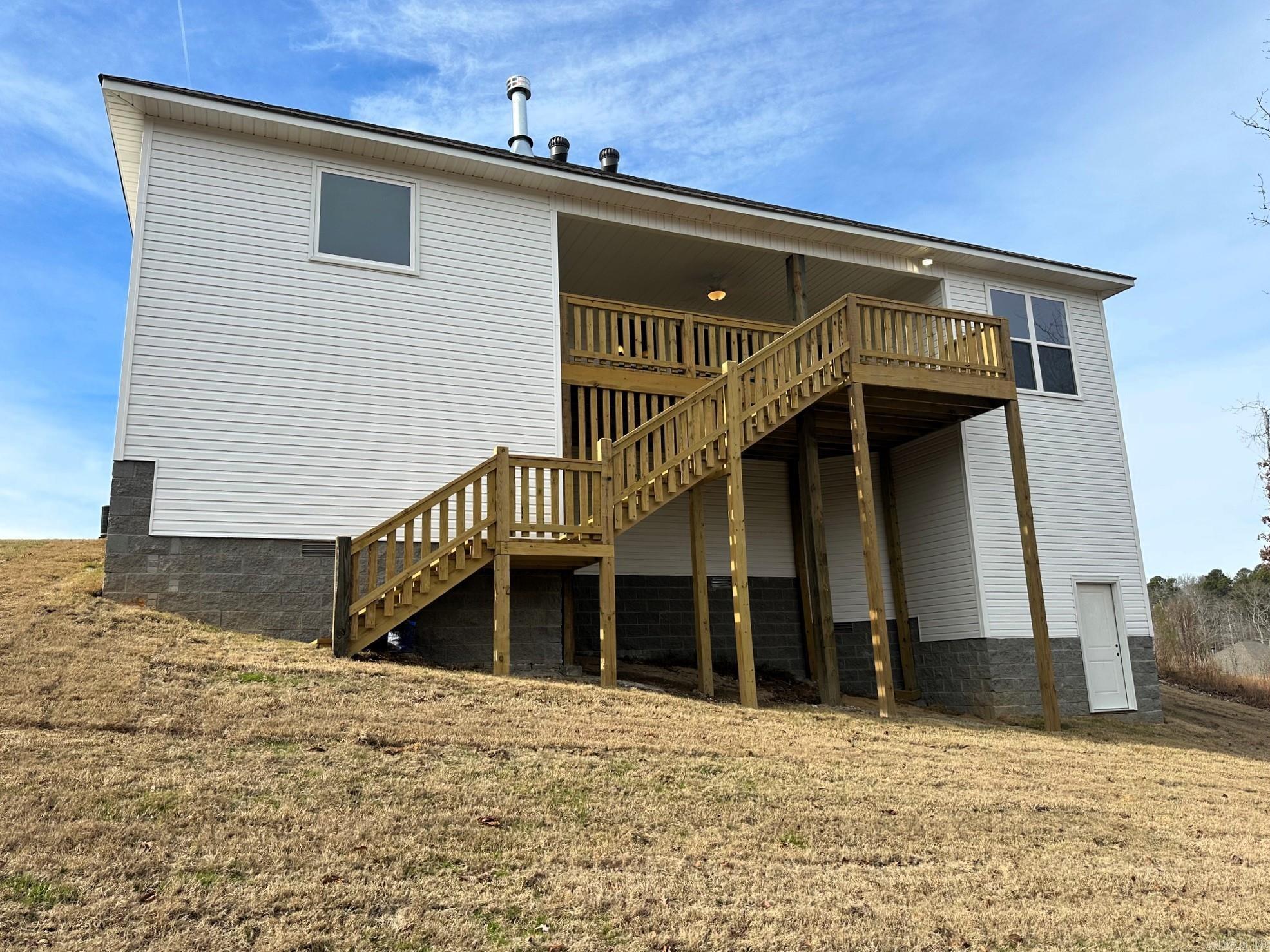 PINEWOOD ESTATES - Residential