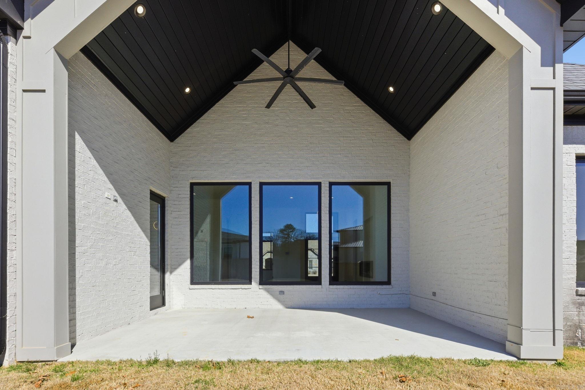 WEST LAKE VILLAGE - Residential