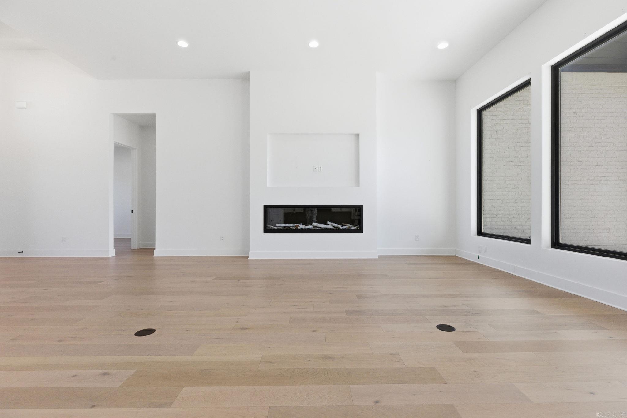 WEST LAKE VILLAGE - Residential