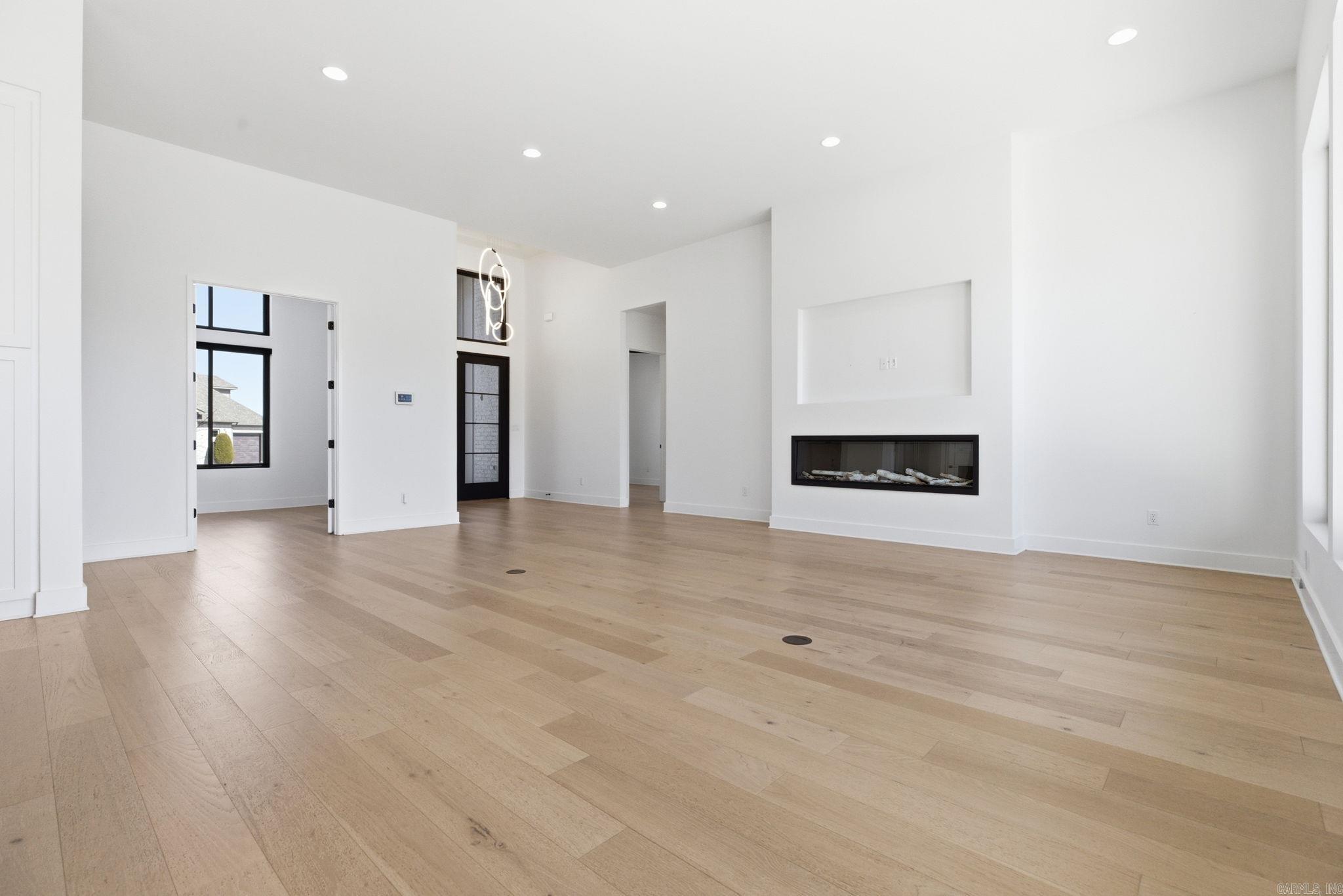 WEST LAKE VILLAGE - Residential