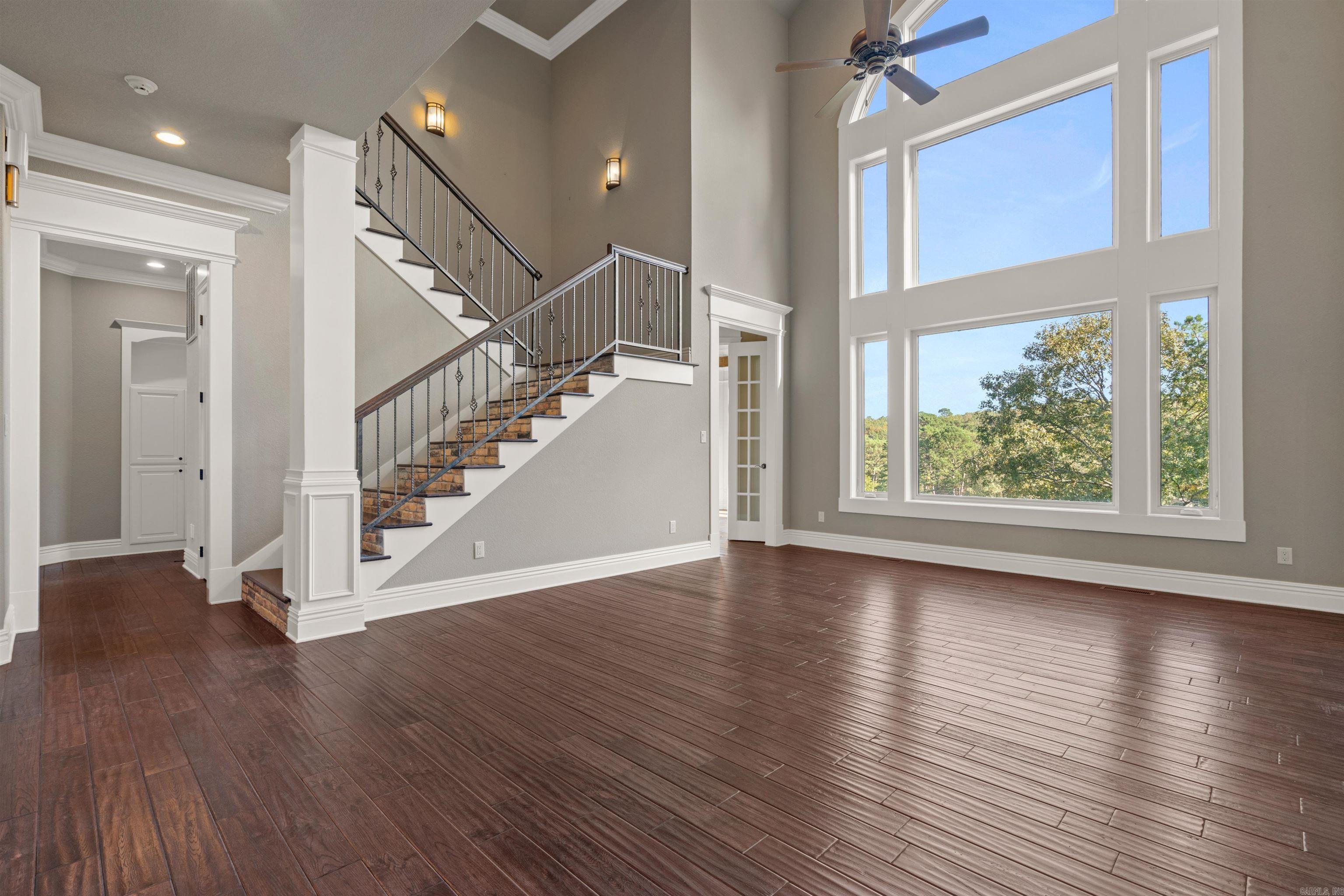 HUNTER HEIGHTS - Residential