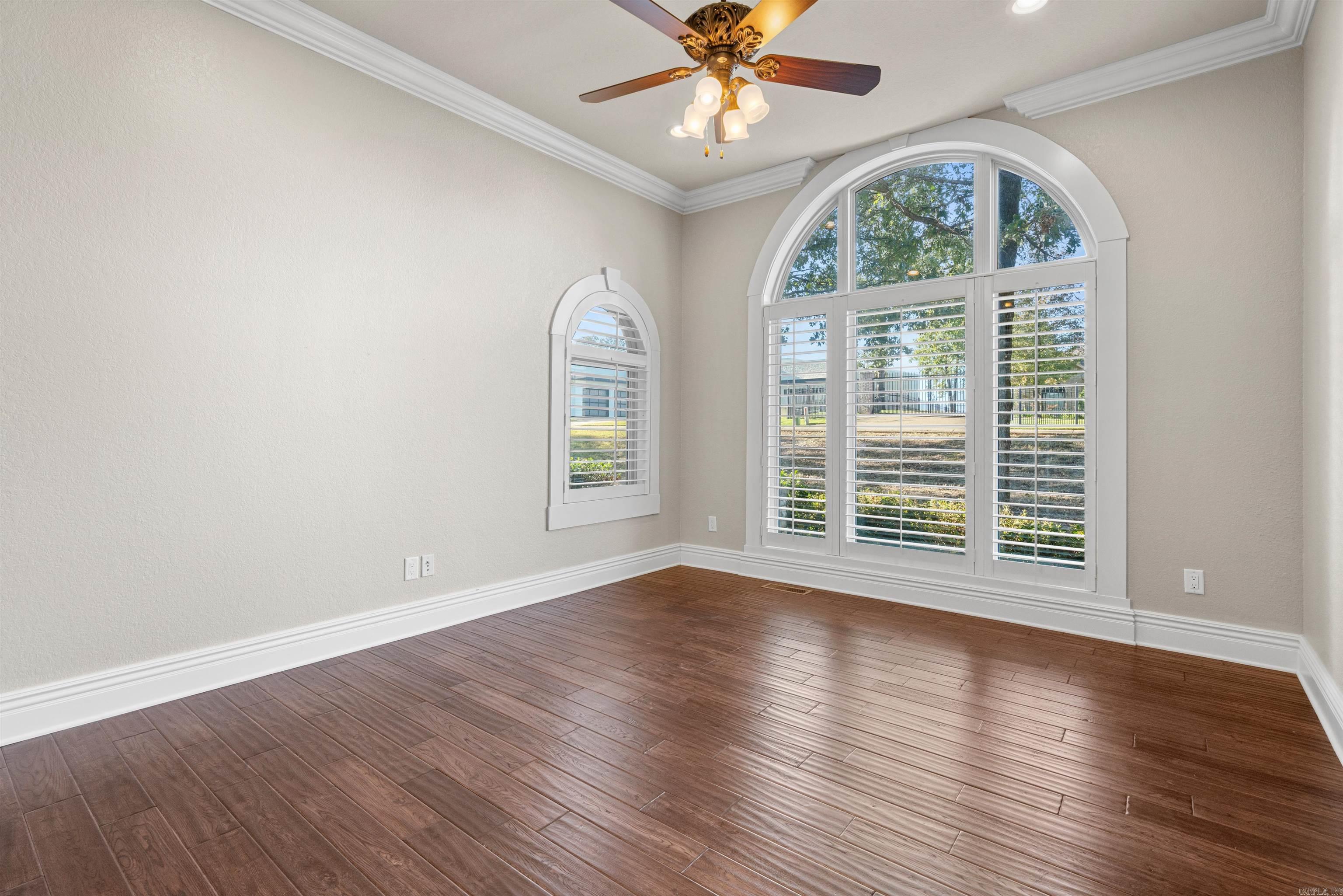 HUNTER HEIGHTS - Residential