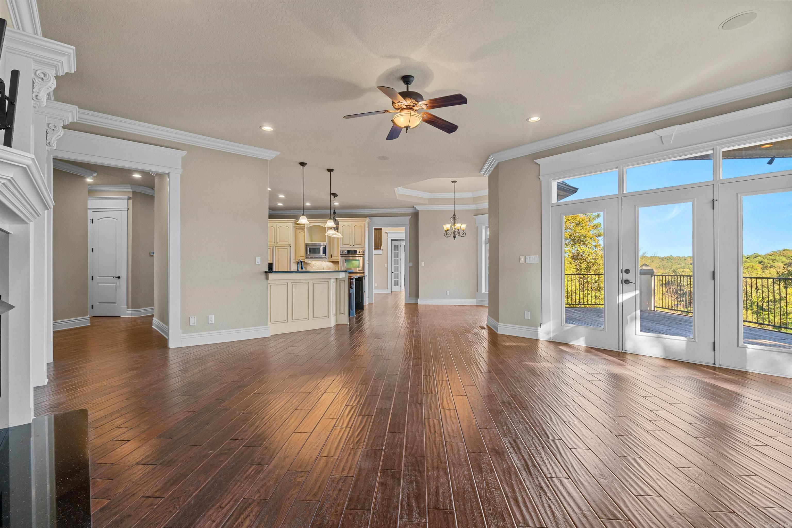 HUNTER HEIGHTS - Residential