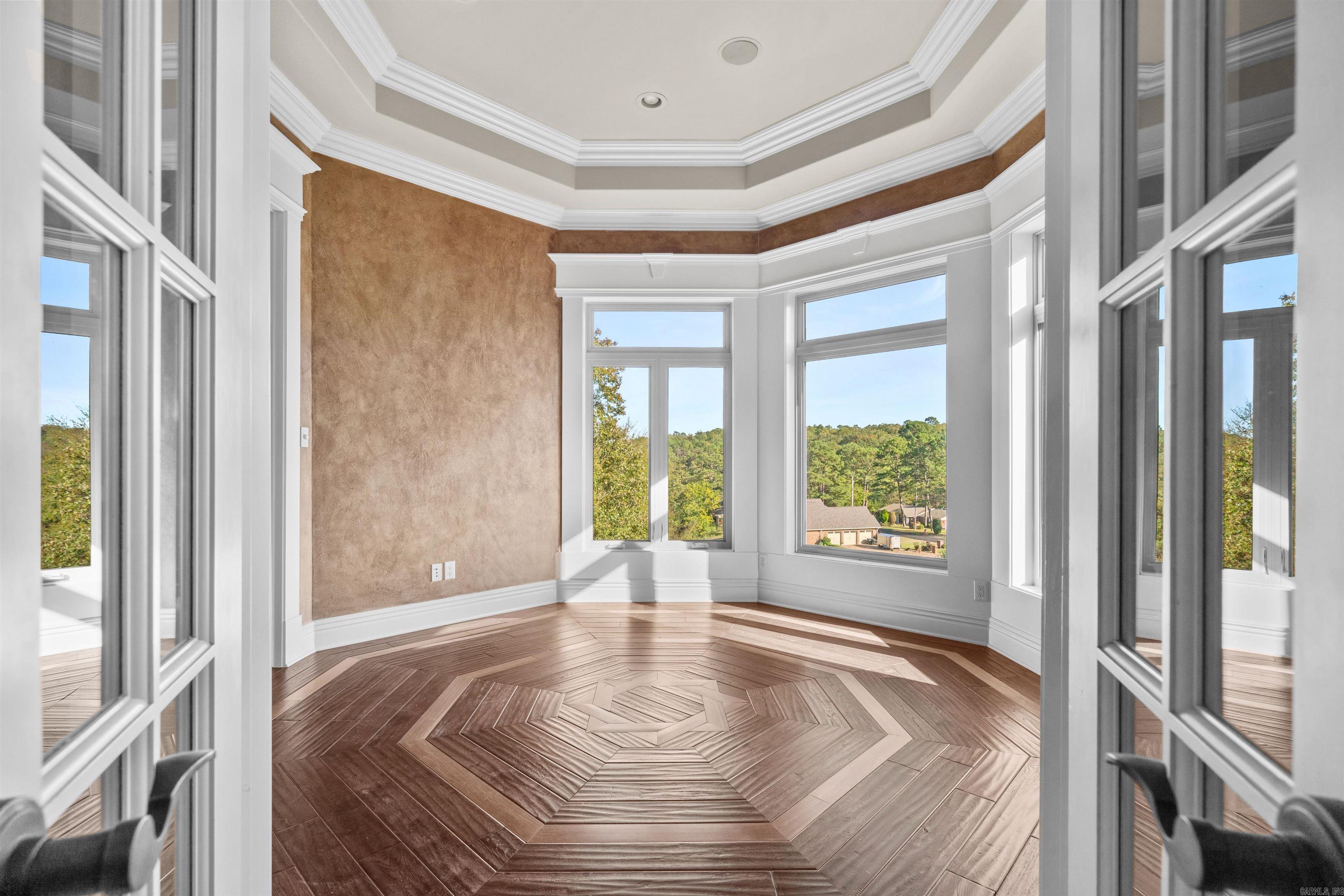 HUNTER HEIGHTS - Residential