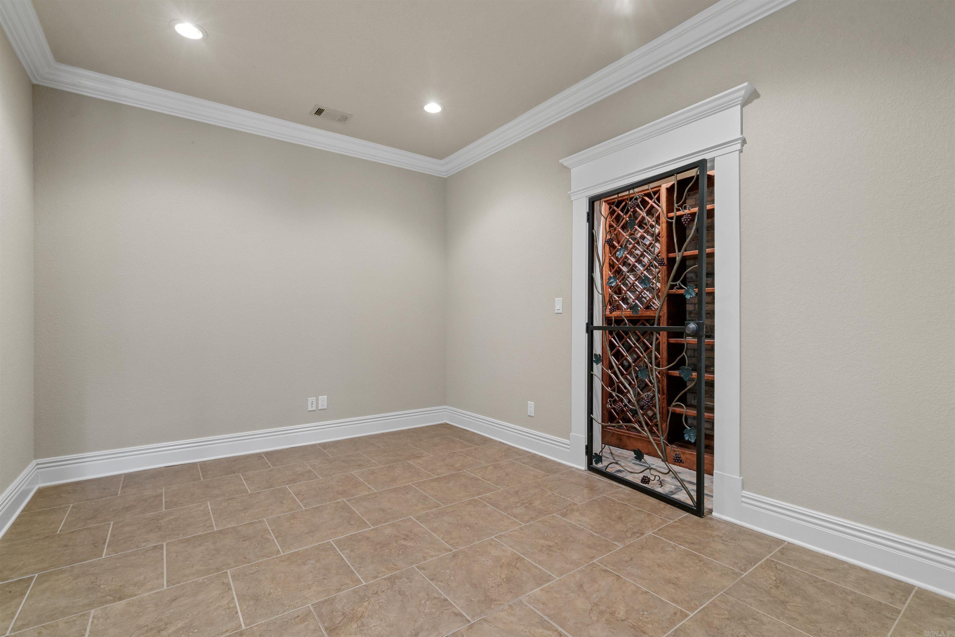 HUNTER HEIGHTS - Residential