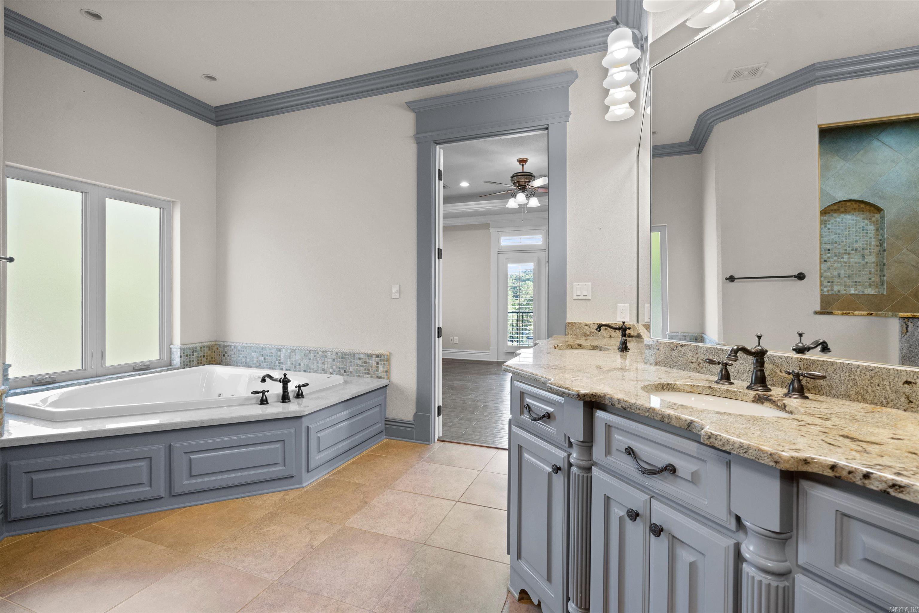 HUNTER HEIGHTS - Residential