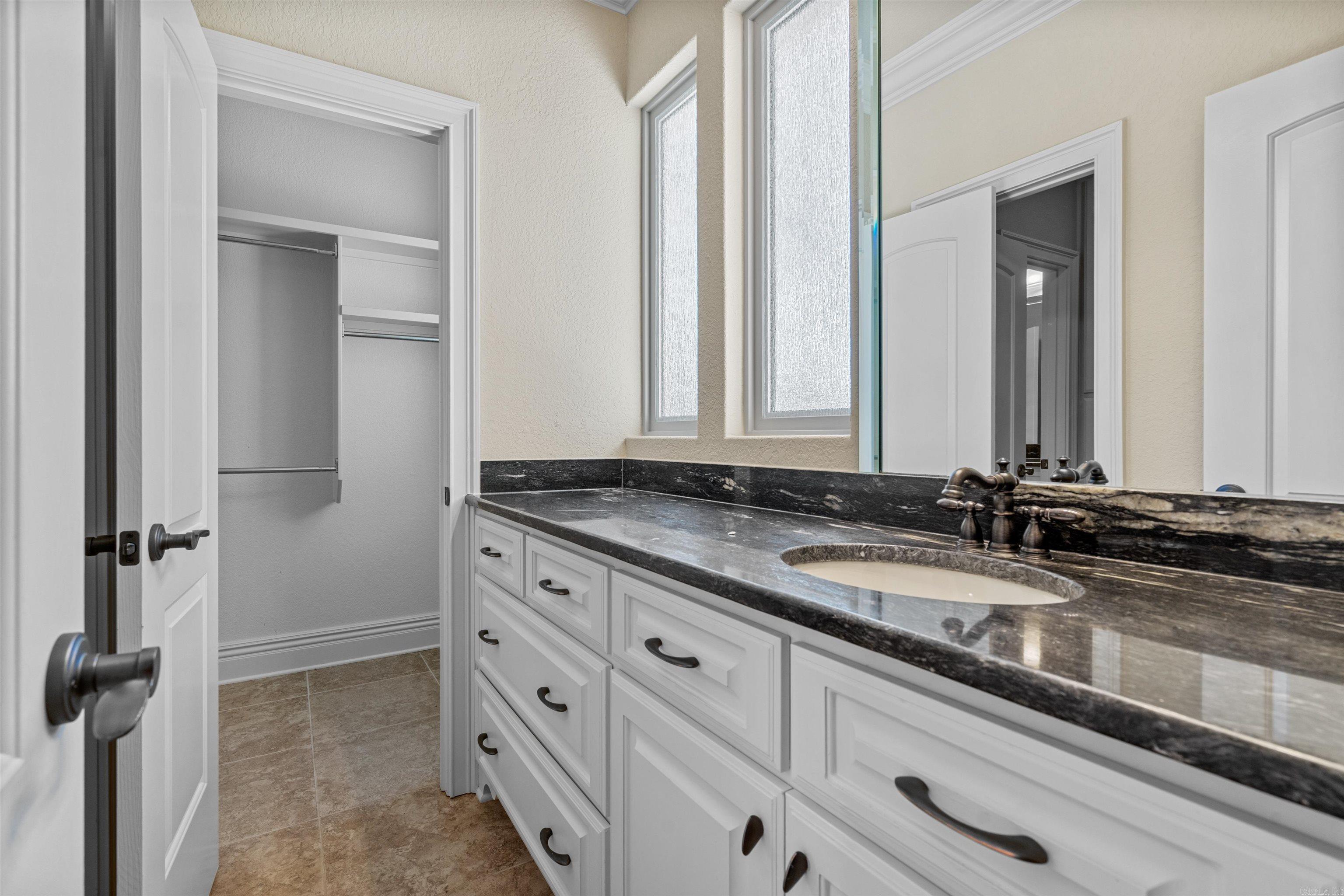 HUNTER HEIGHTS - Residential