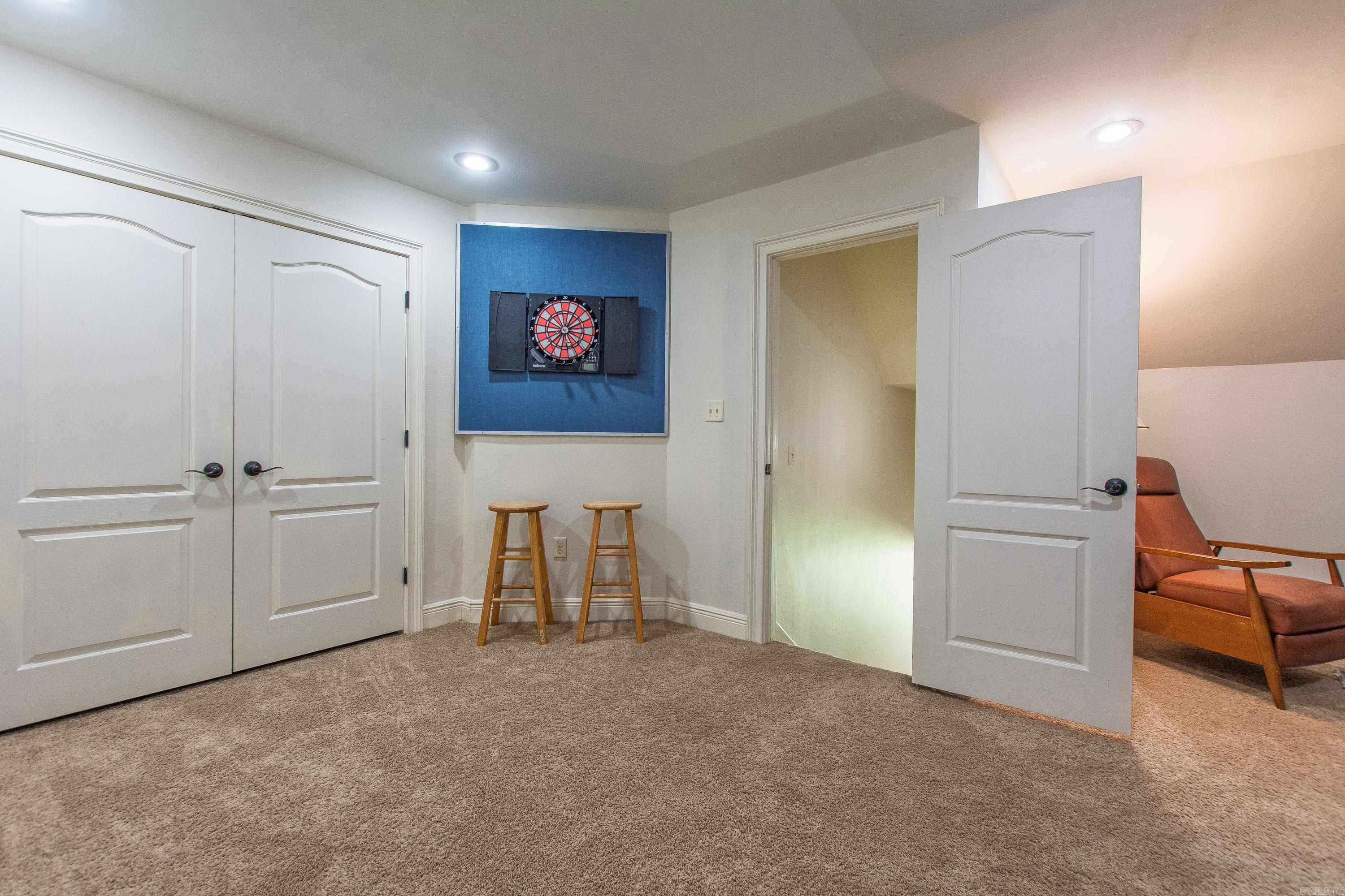 HURRICANE LAKE EST - Residential