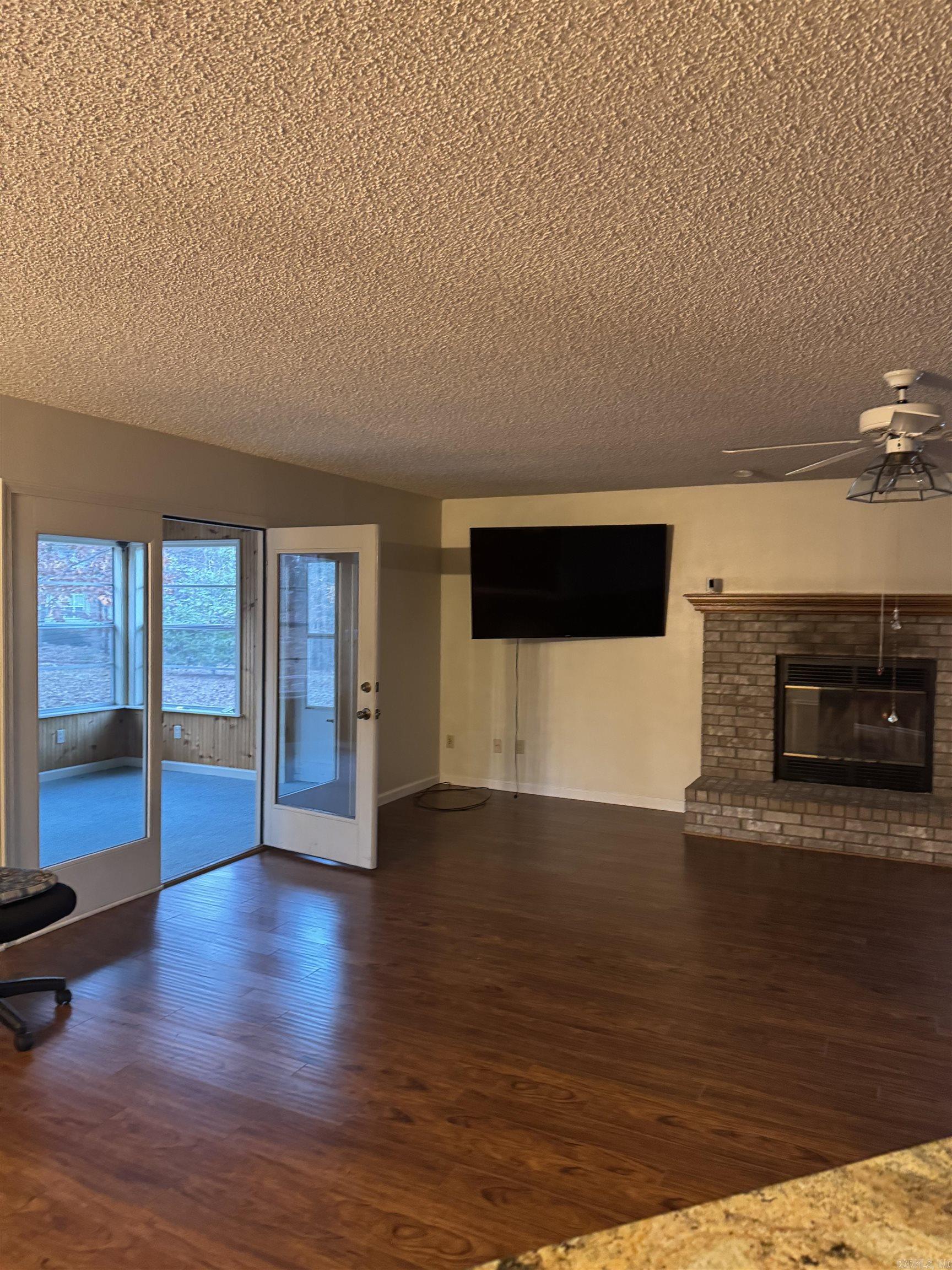 CASTANO - Residential