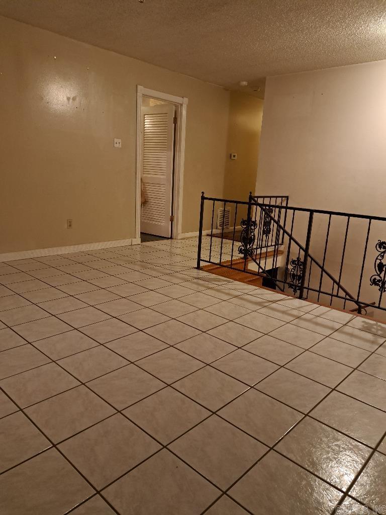 ELKHART - Residential