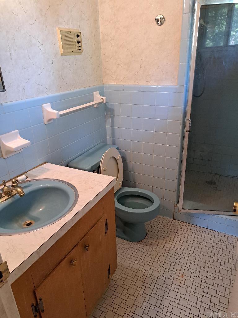 ELKHART - Residential