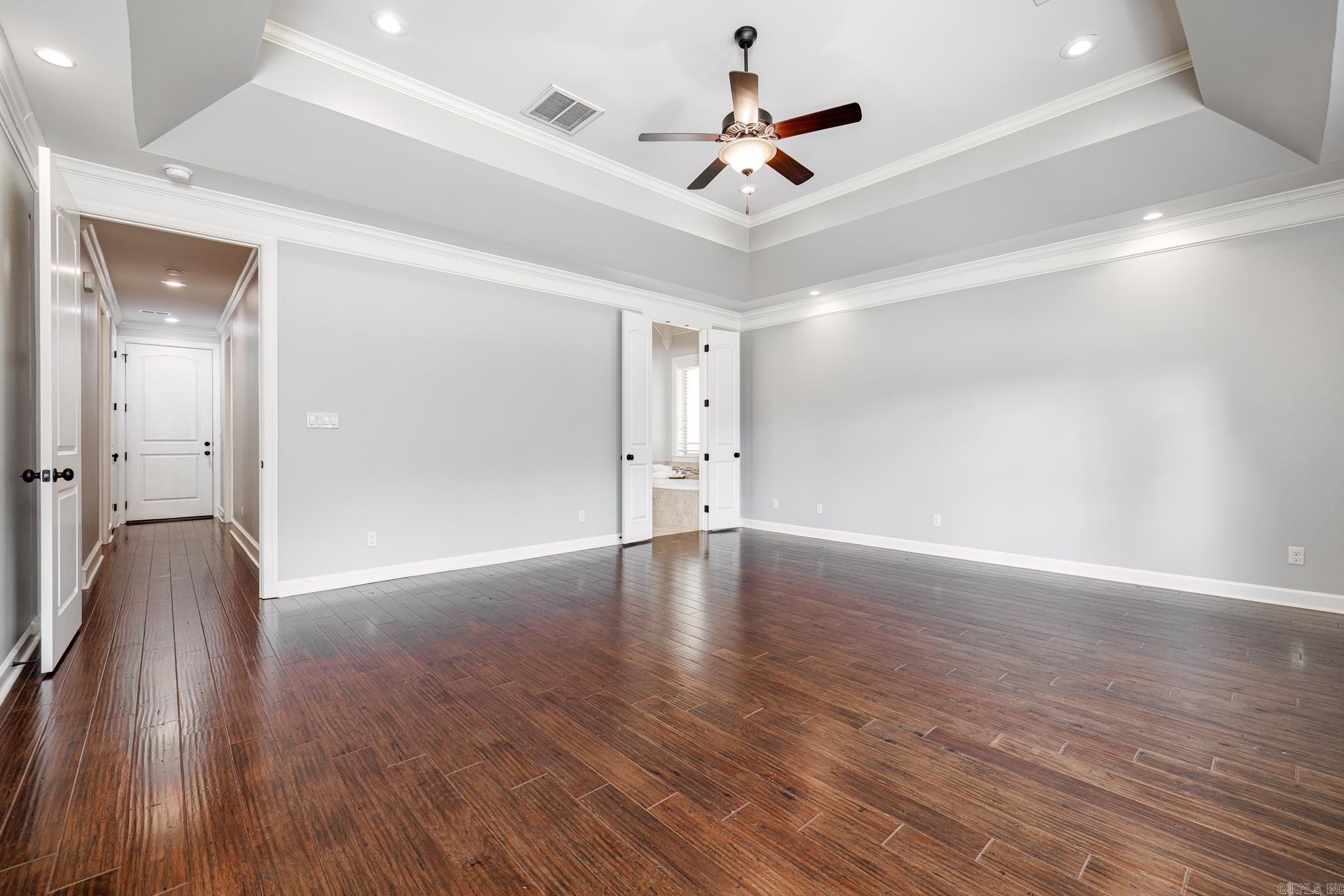 Isabella - Residential