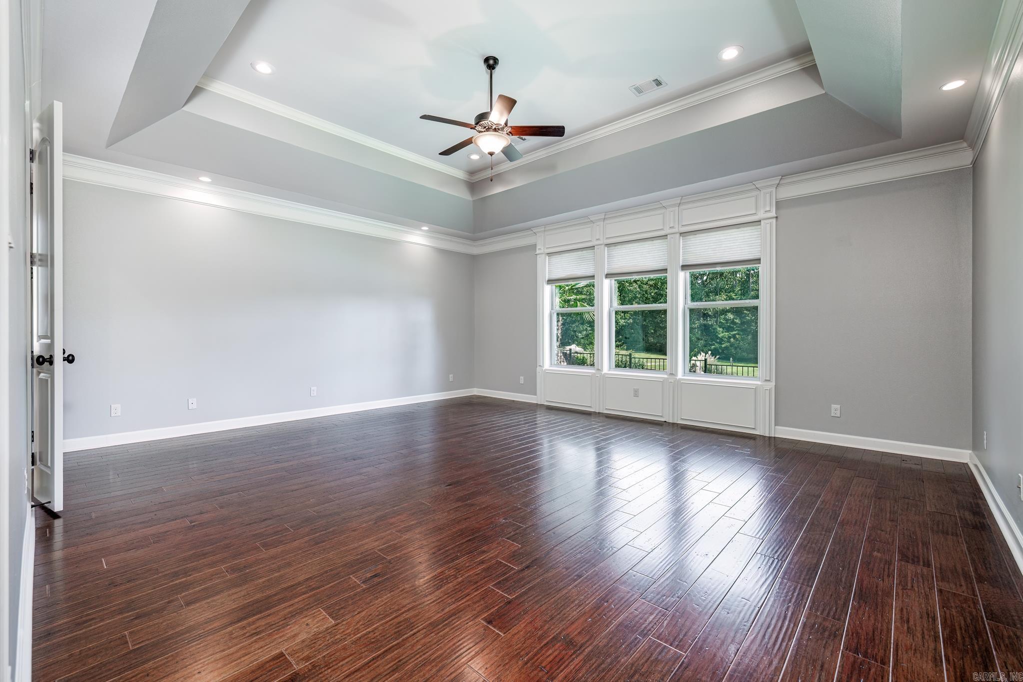 Isabella - Residential