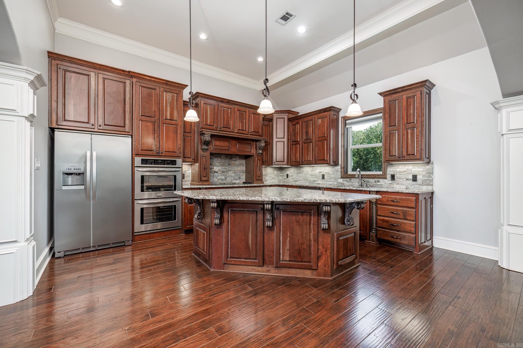 Isabella - Residential