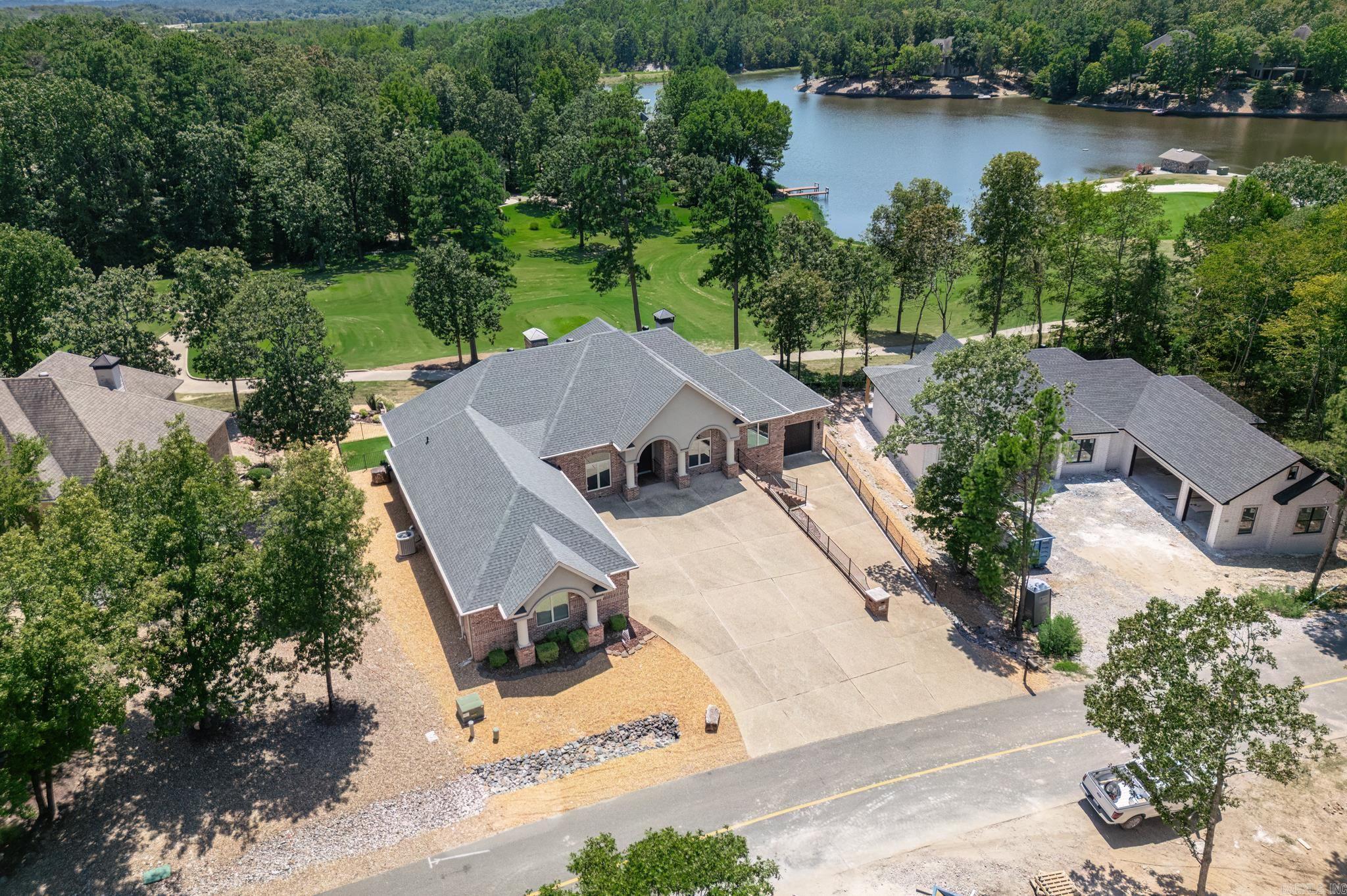 Isabella - Residential