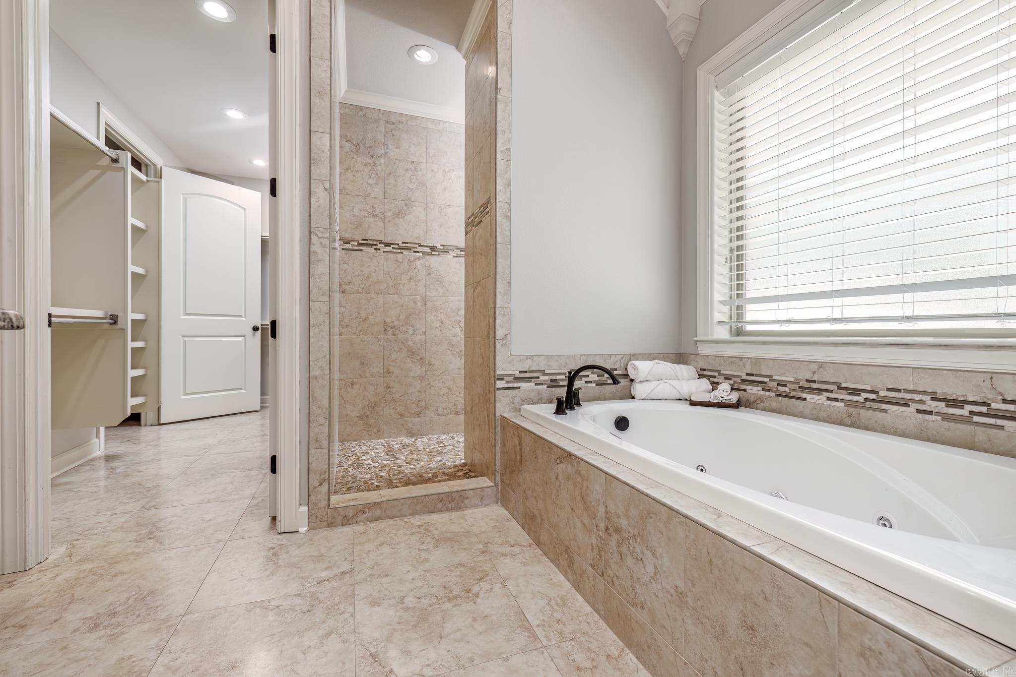 Isabella - Residential