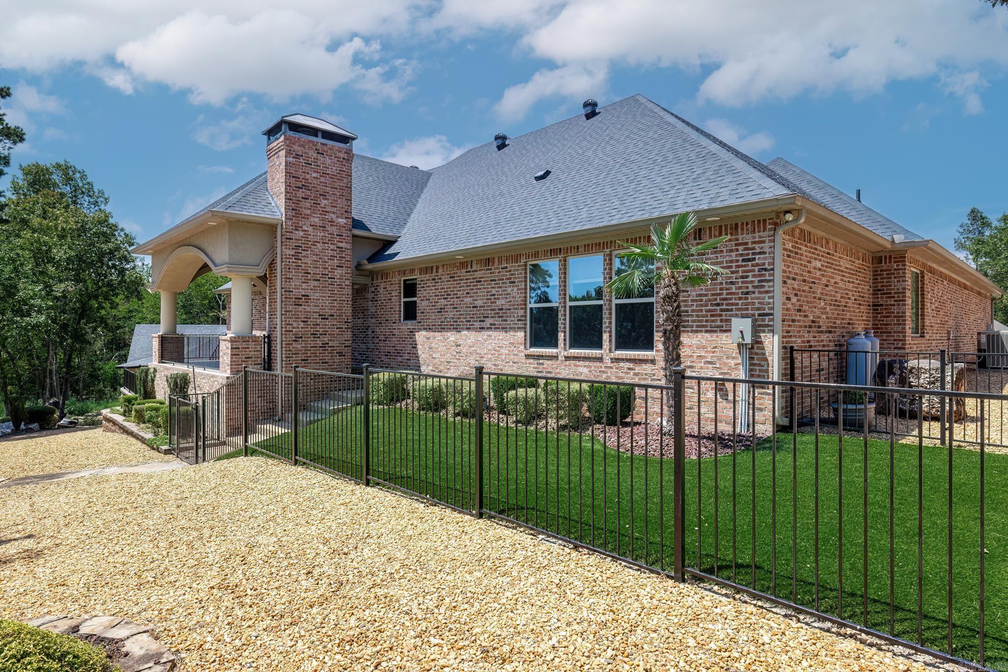 Isabella - Residential