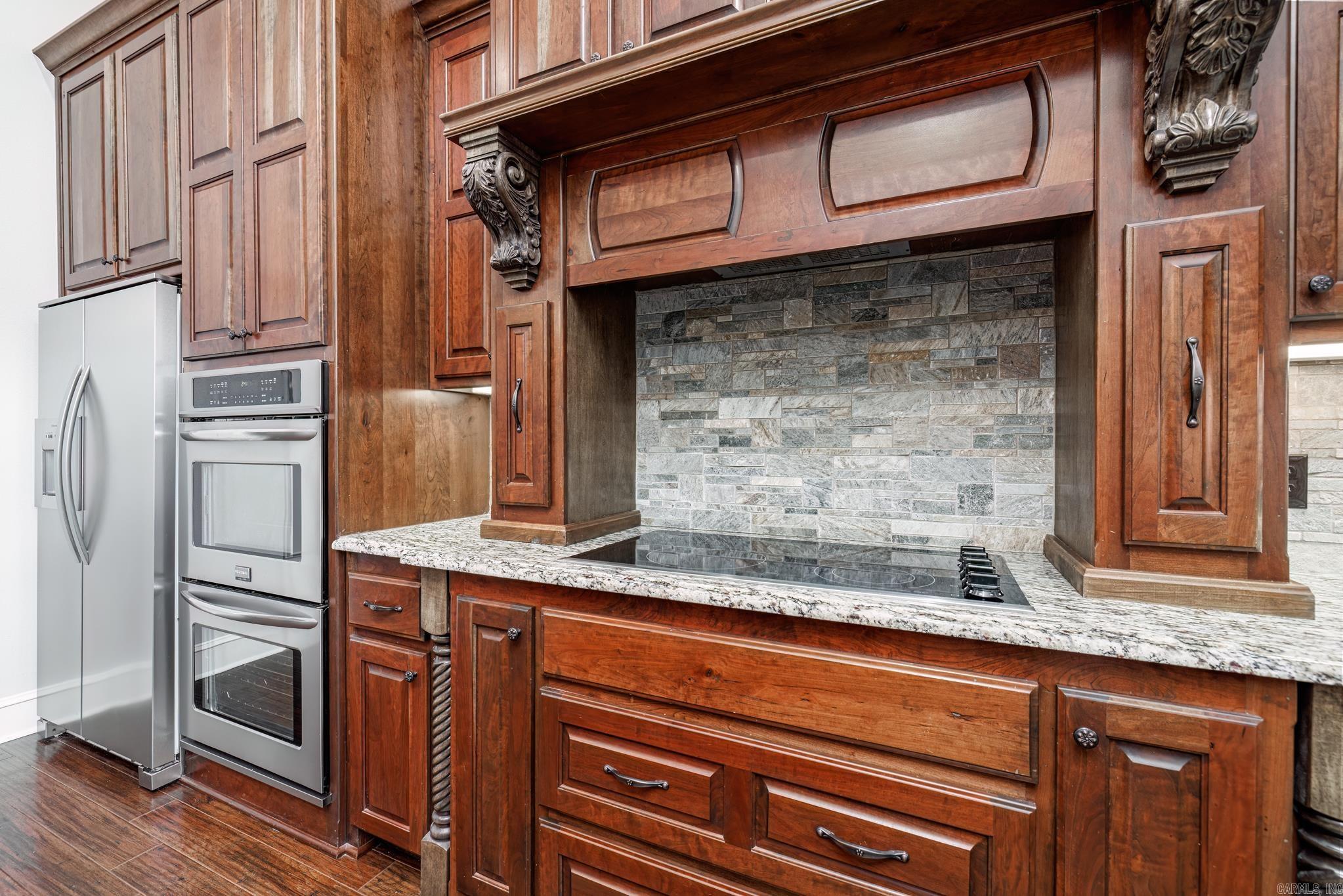 Isabella - Residential