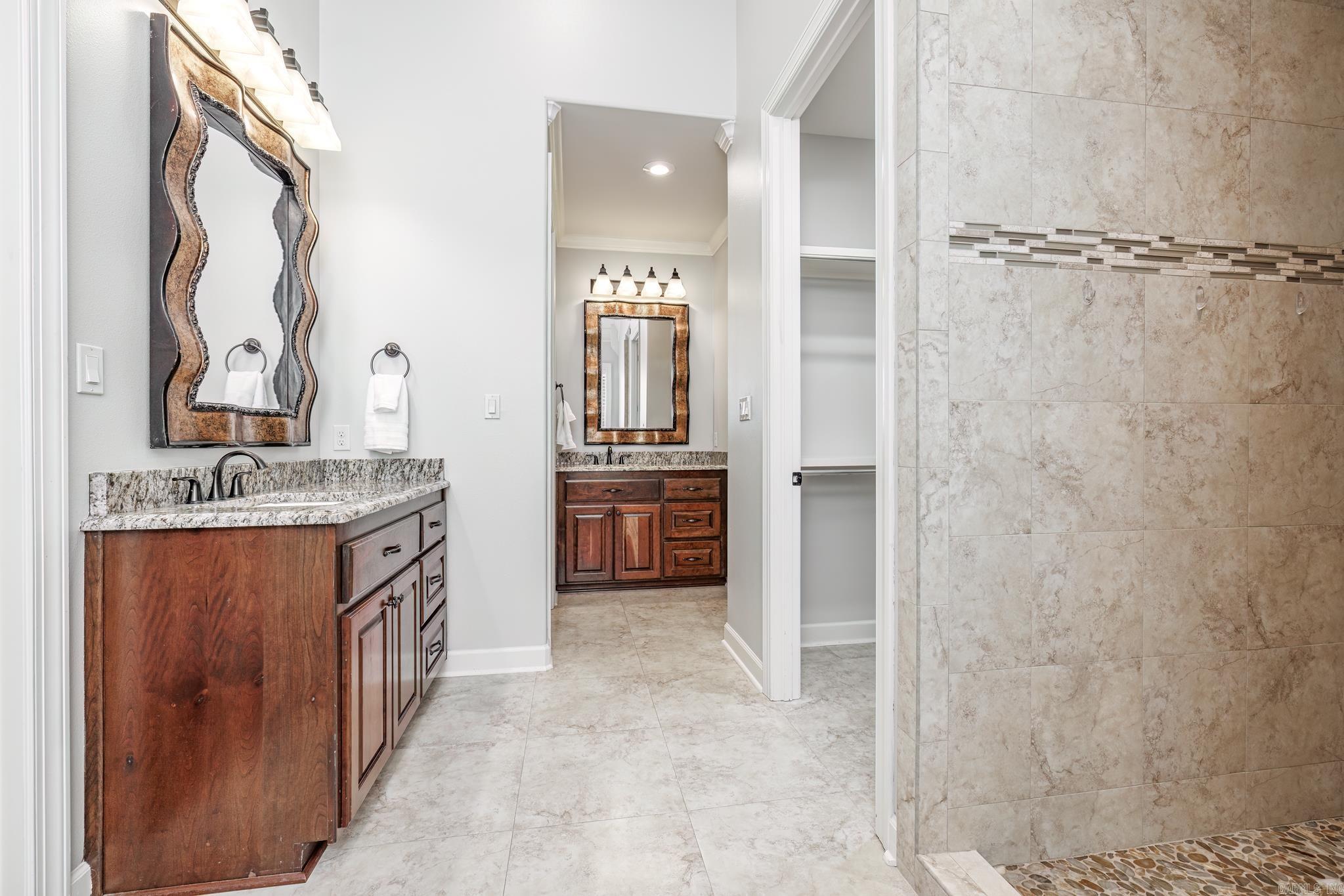 Isabella - Residential