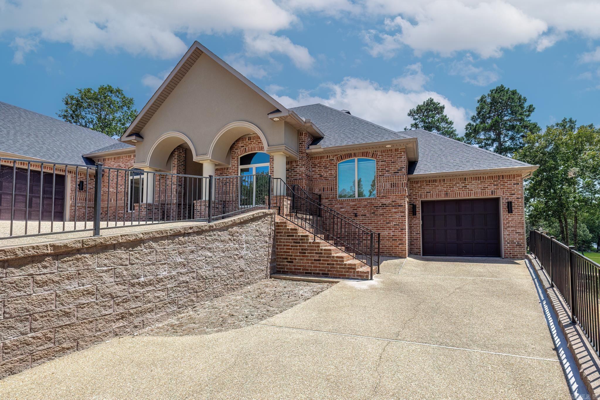 Isabella - Residential