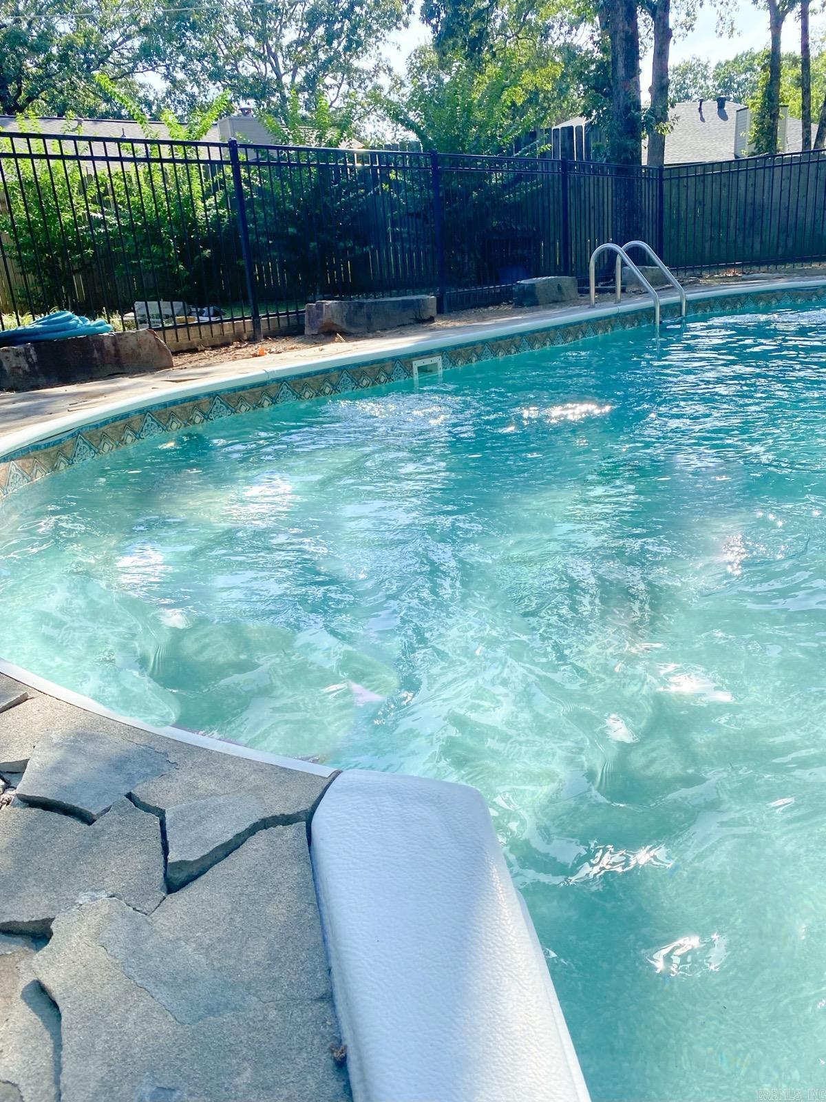 OAKBROOKE - Residential