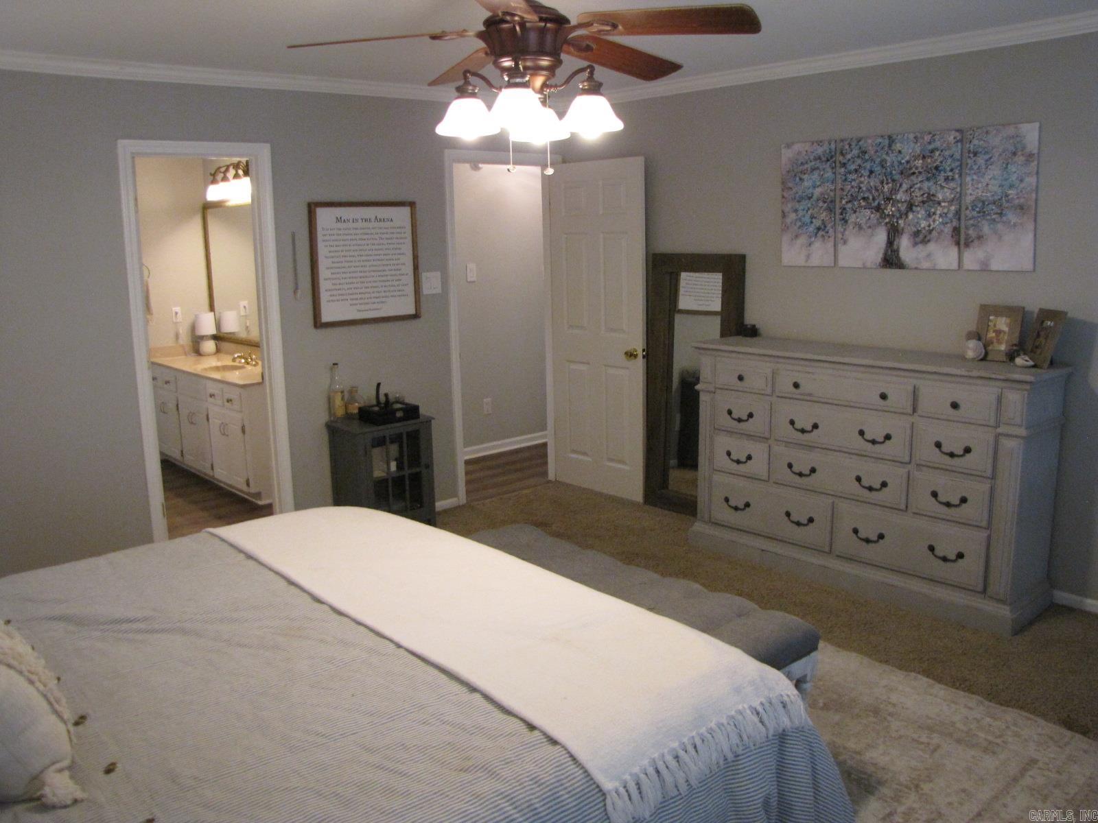 OAKBROOKE - Residential