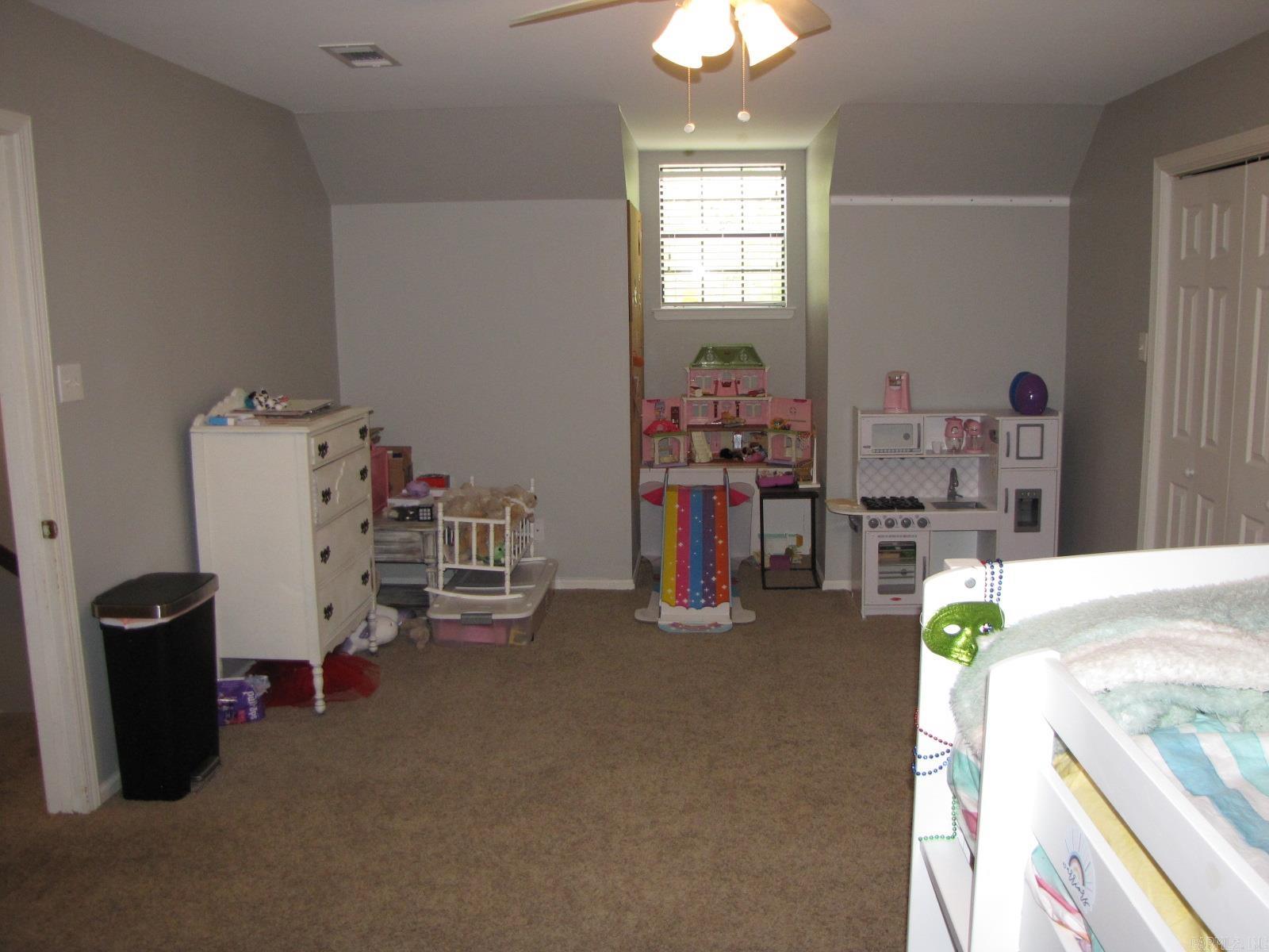 OAKBROOKE - Residential