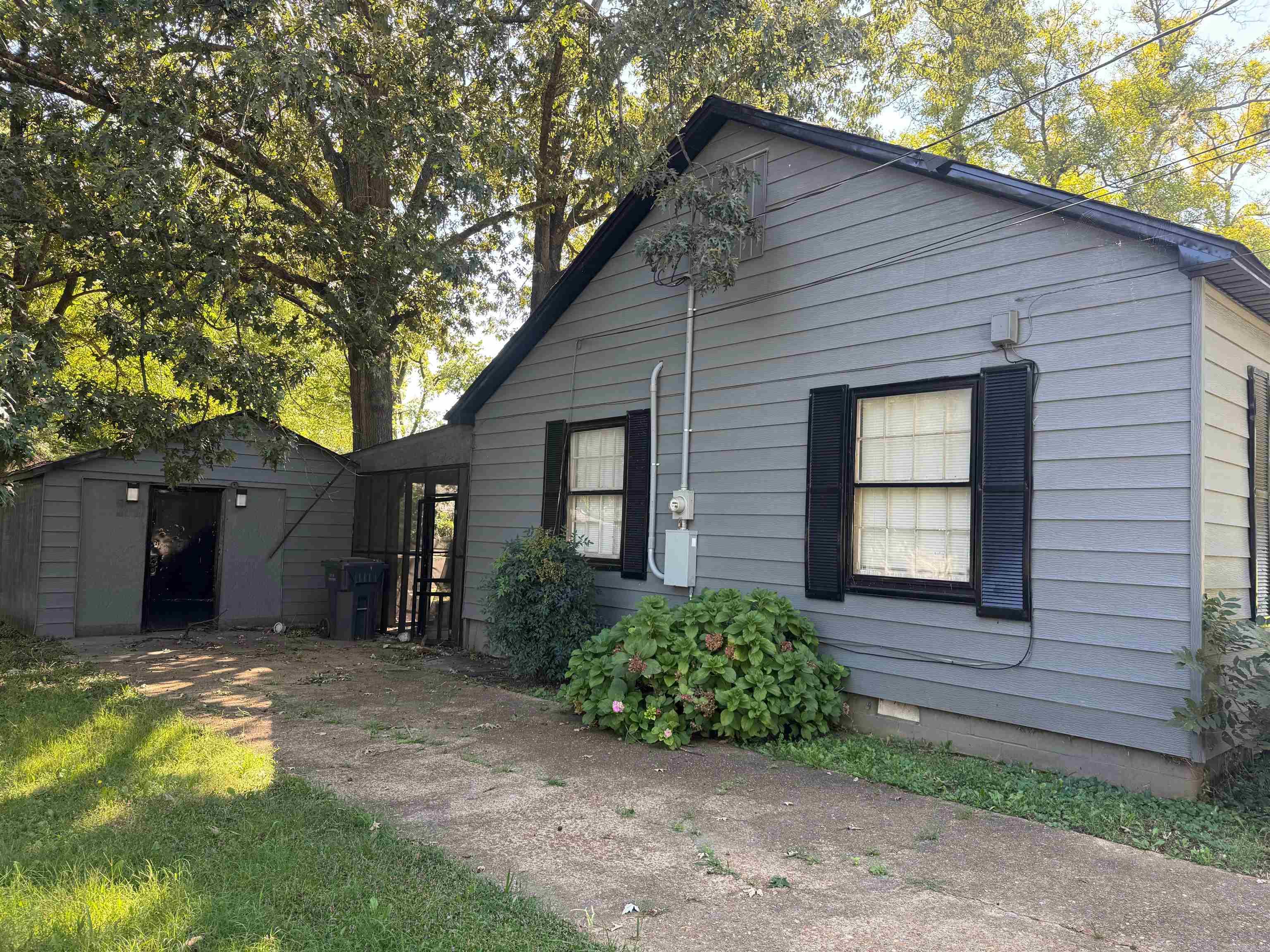 BISHOP'S - Residential