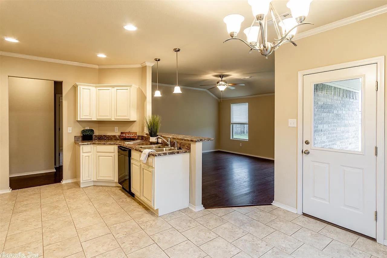 Trammel Estates - Residential Lease