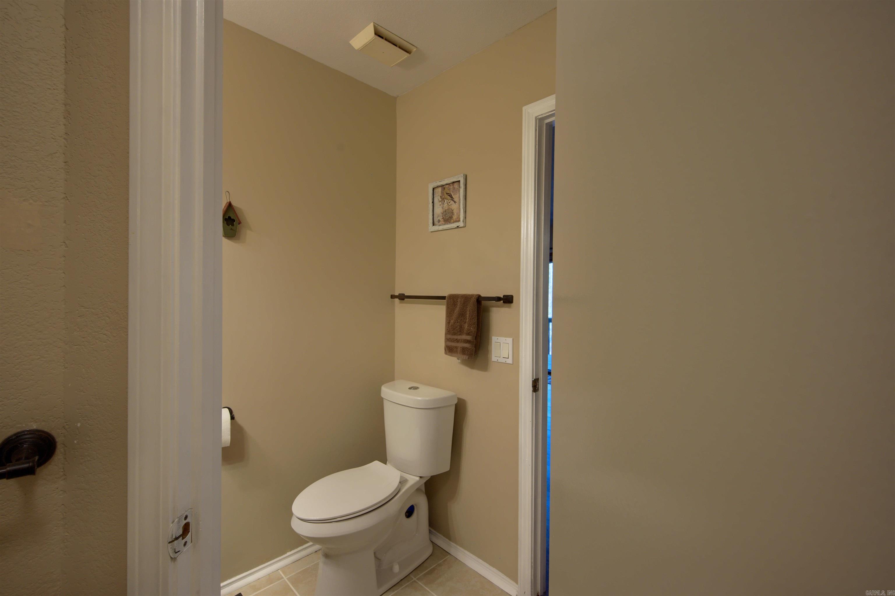 La Courna Courts - Residential