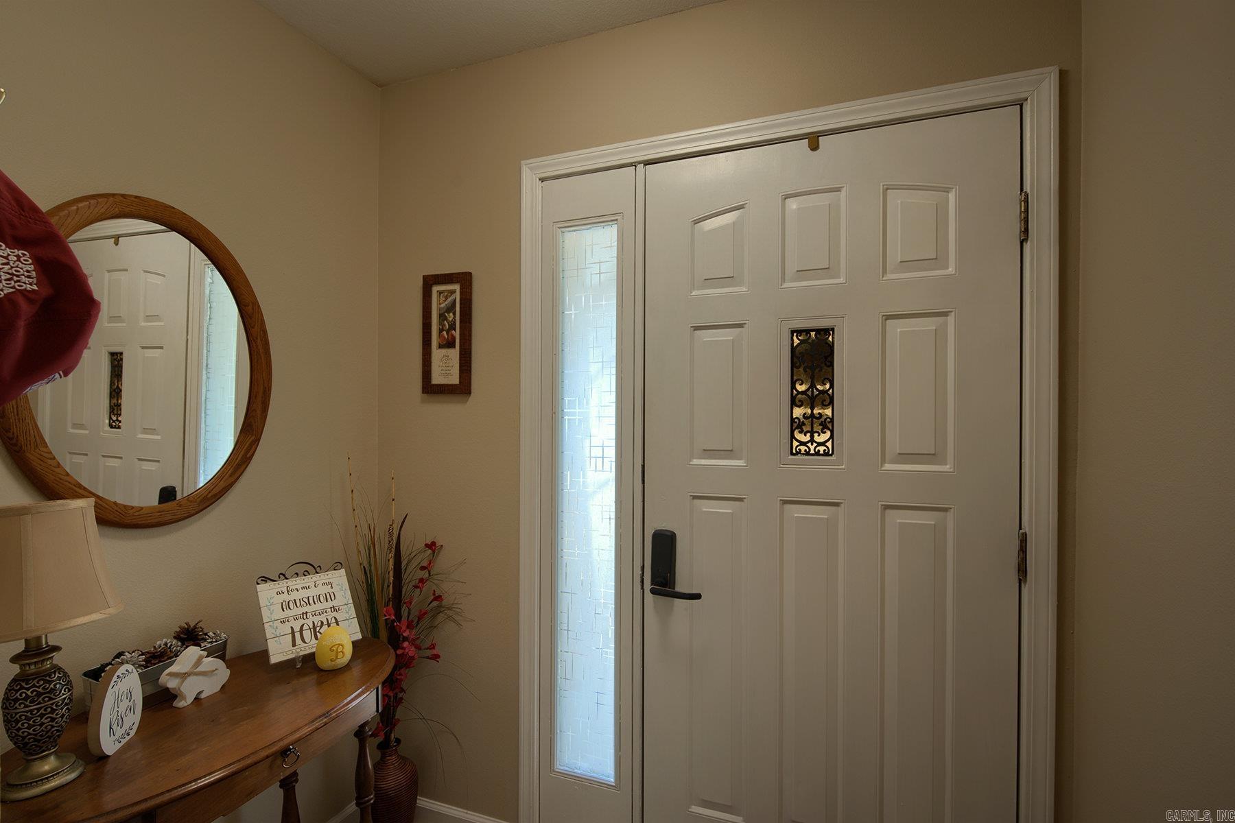 La Courna Courts - Residential