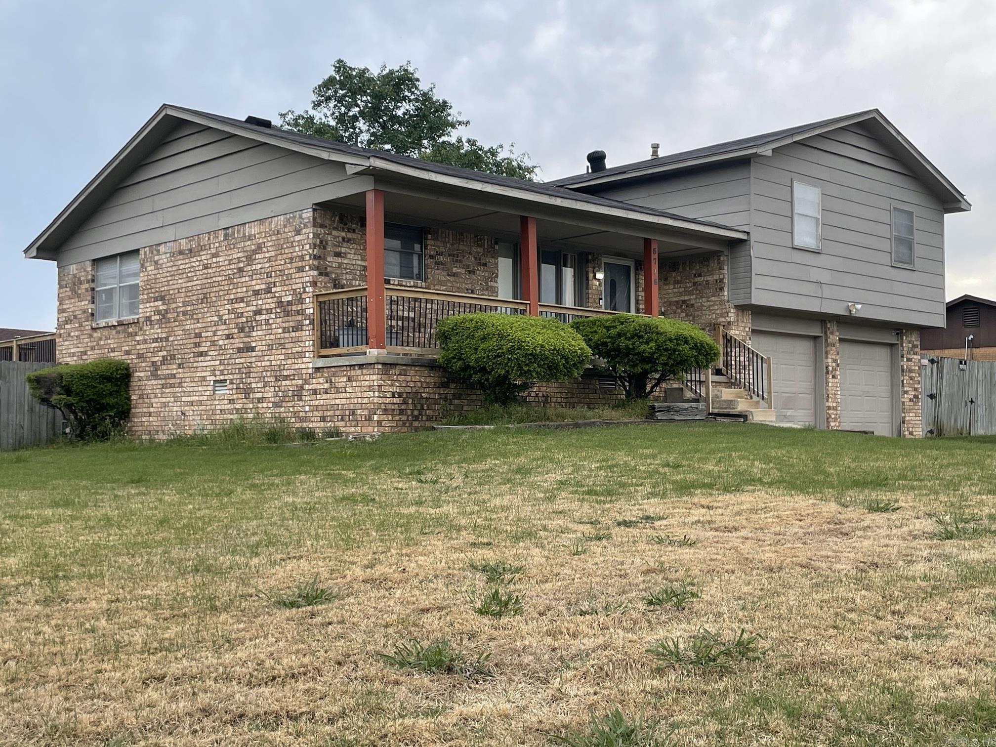 PECAN LAKE - Residential