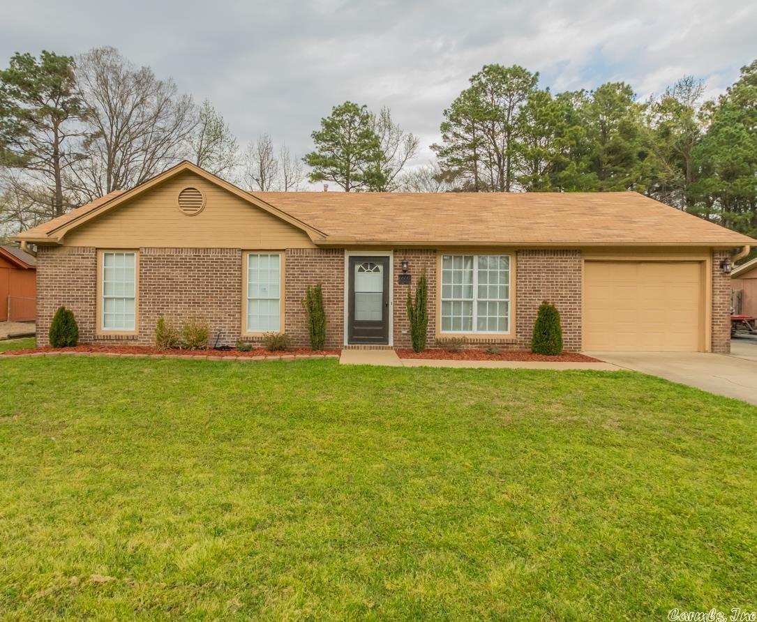 This very well maintained 3 bedroom, 2 bathroom home would be great for a 1st time homebuyer or an investor looking to add to their portfolio. The spacious backyard even has a full basketball court! This one won't last long!