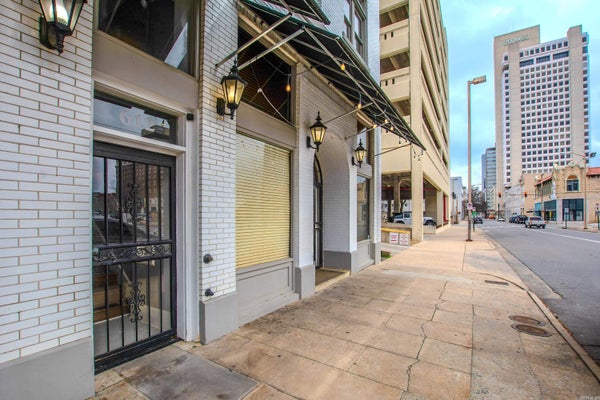614 CENTER ST APT 4, LITTLE ROCK, AR 72201 - Image 22d445a7c076f46c73c0e2598b77e430/375917697