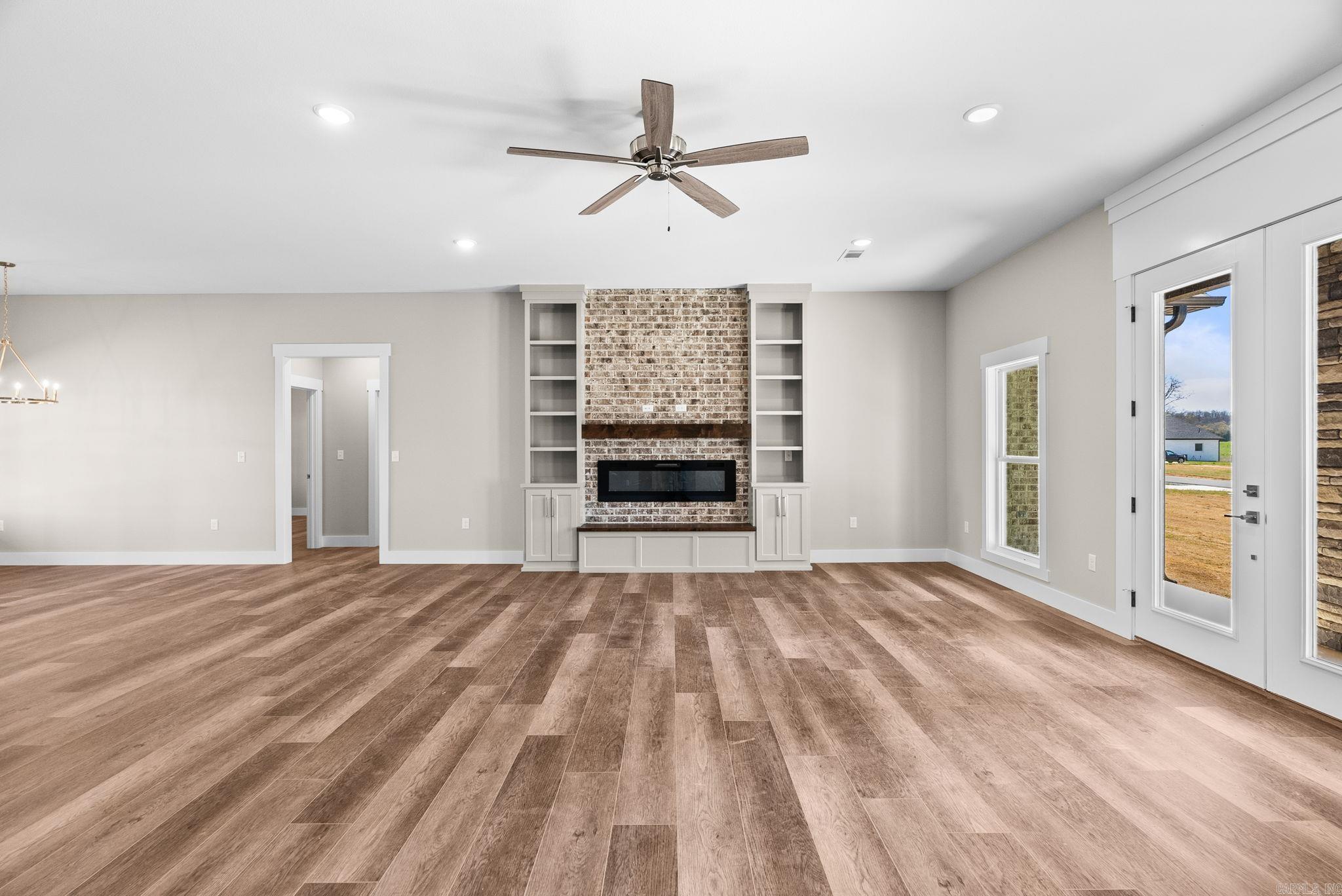 REPUBLICAN VALLEY ESTATES - Residential