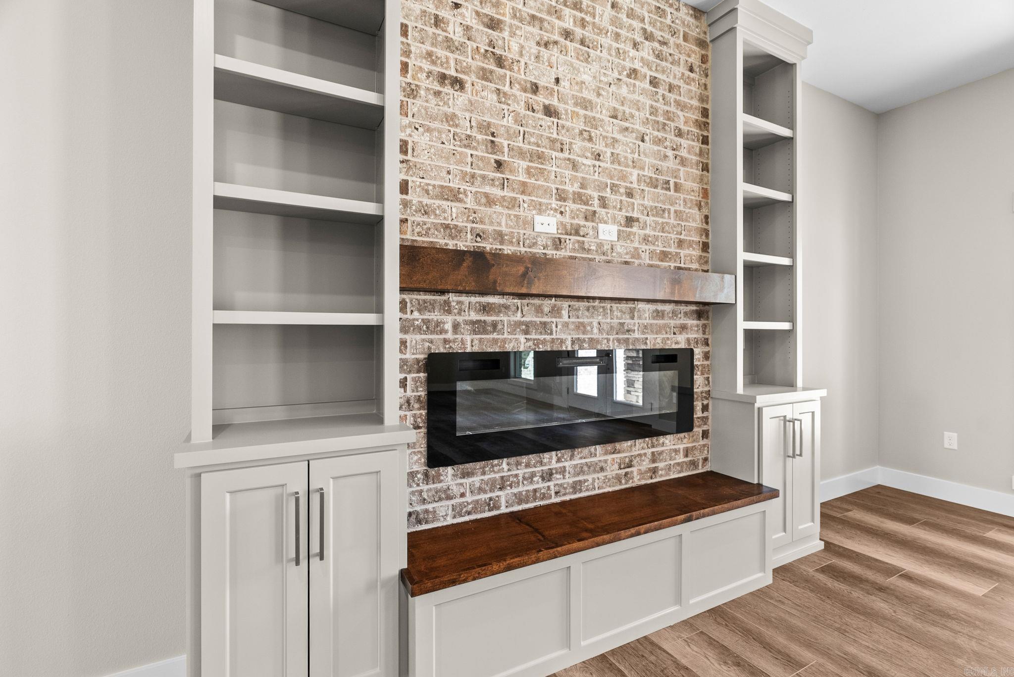 REPUBLICAN VALLEY ESTATES - Residential