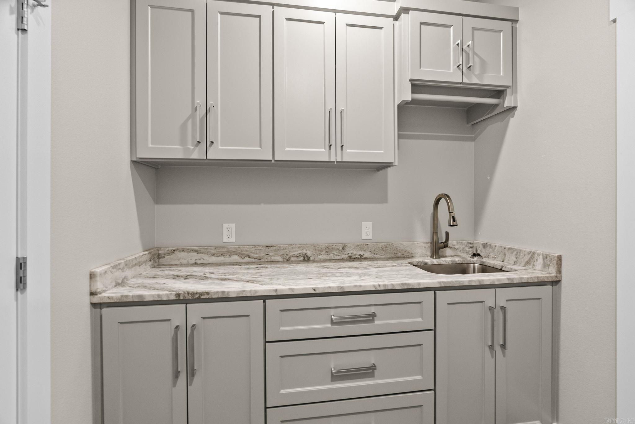 REPUBLICAN VALLEY ESTATES - Residential