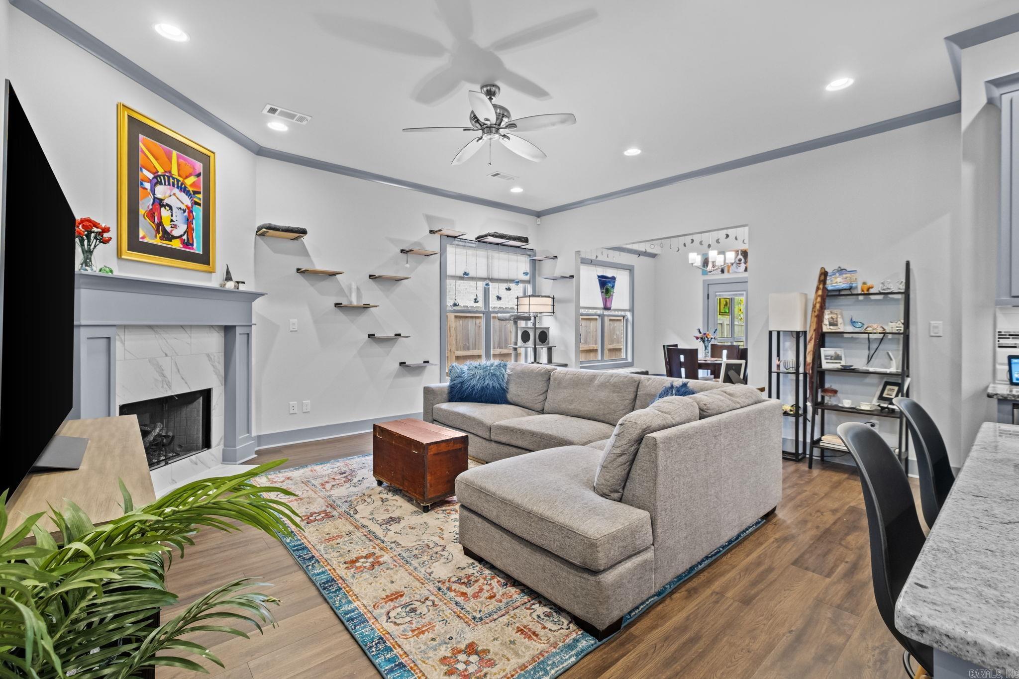 PIPER LANE - Residential