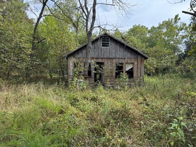 Metes & Bounds - Land