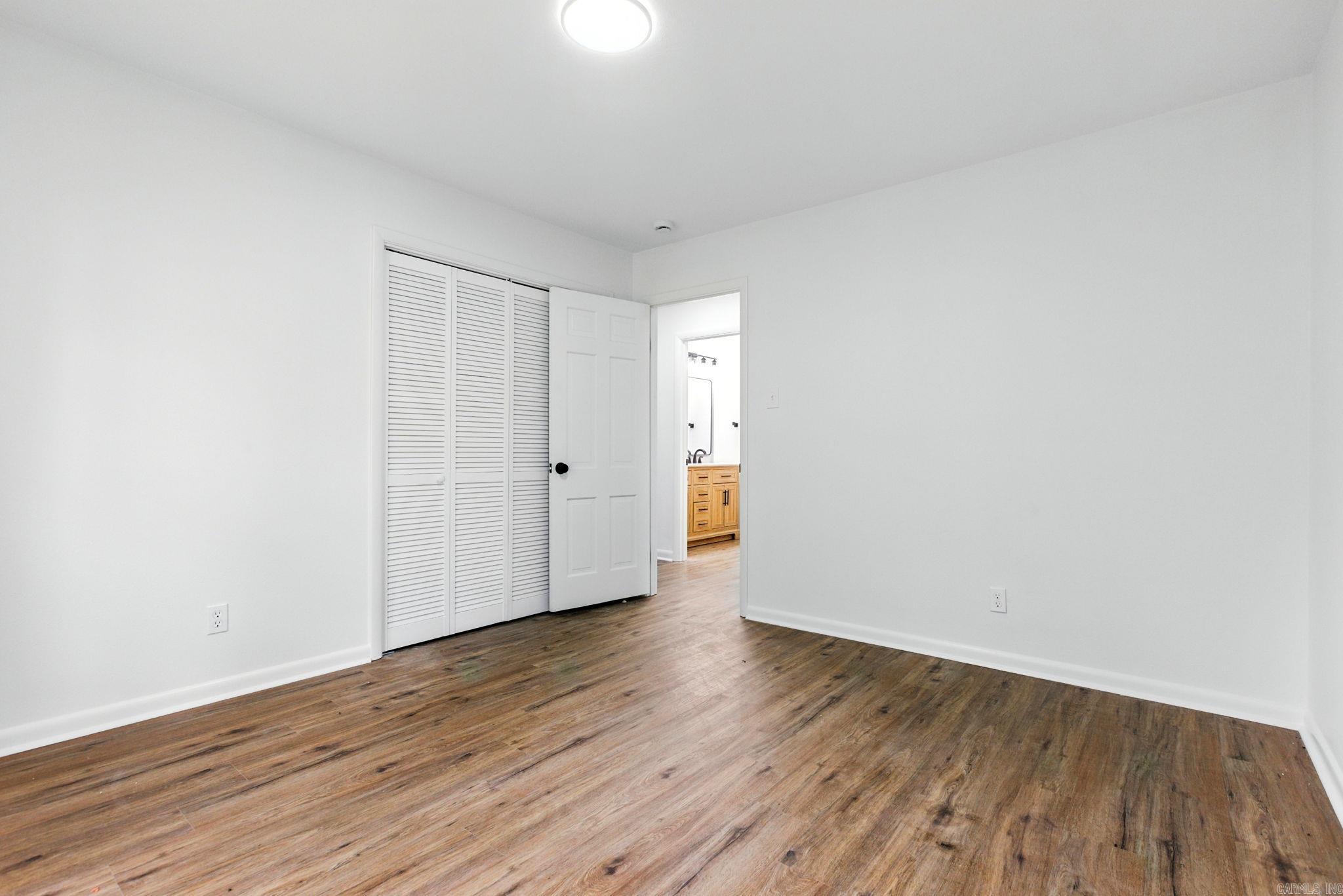 INDIAN HILLS - Residential