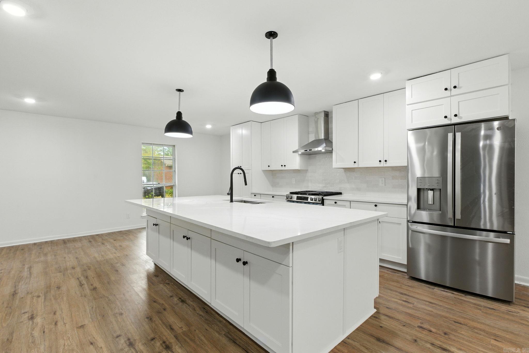 INDIAN HILLS - Residential