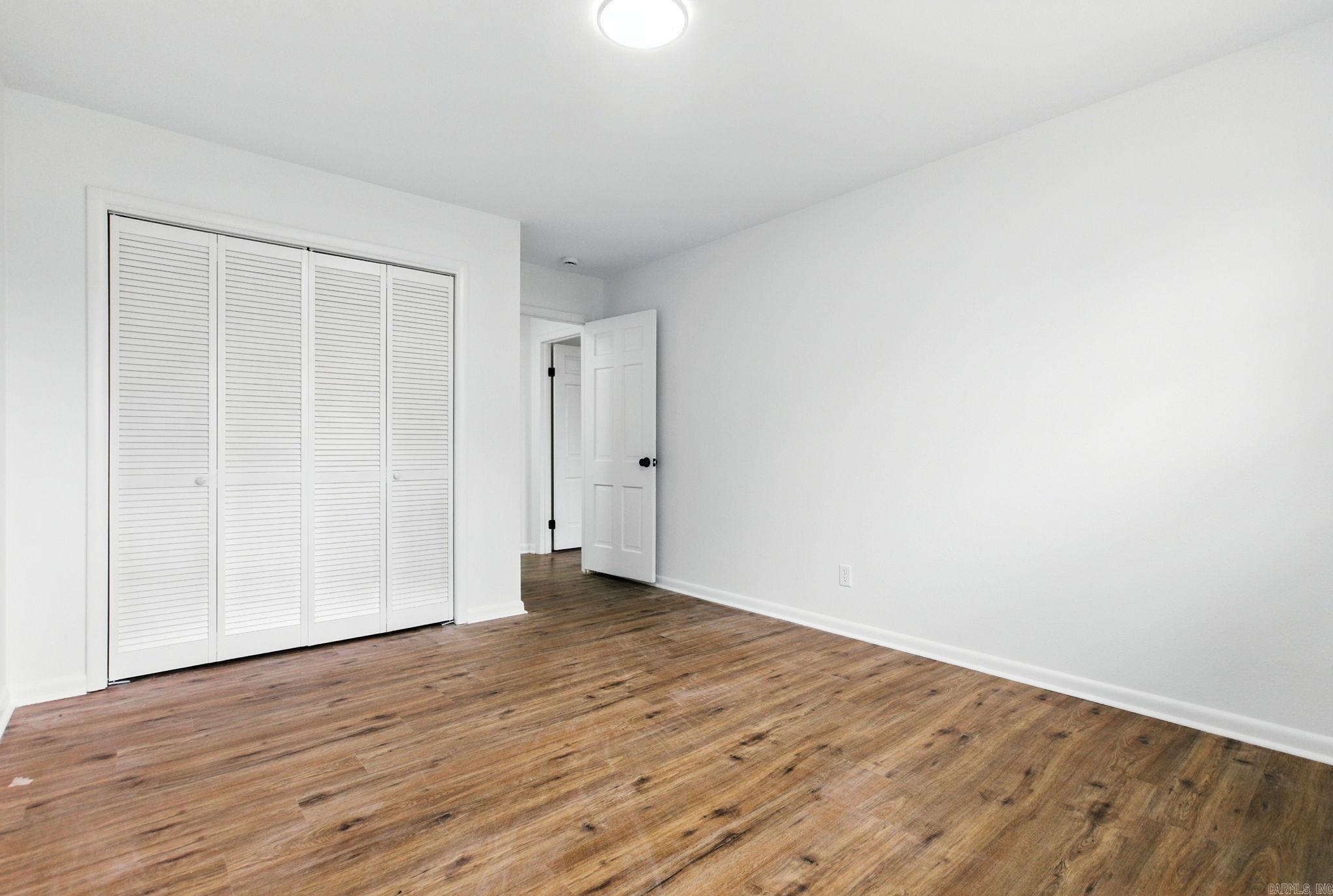 INDIAN HILLS - Residential