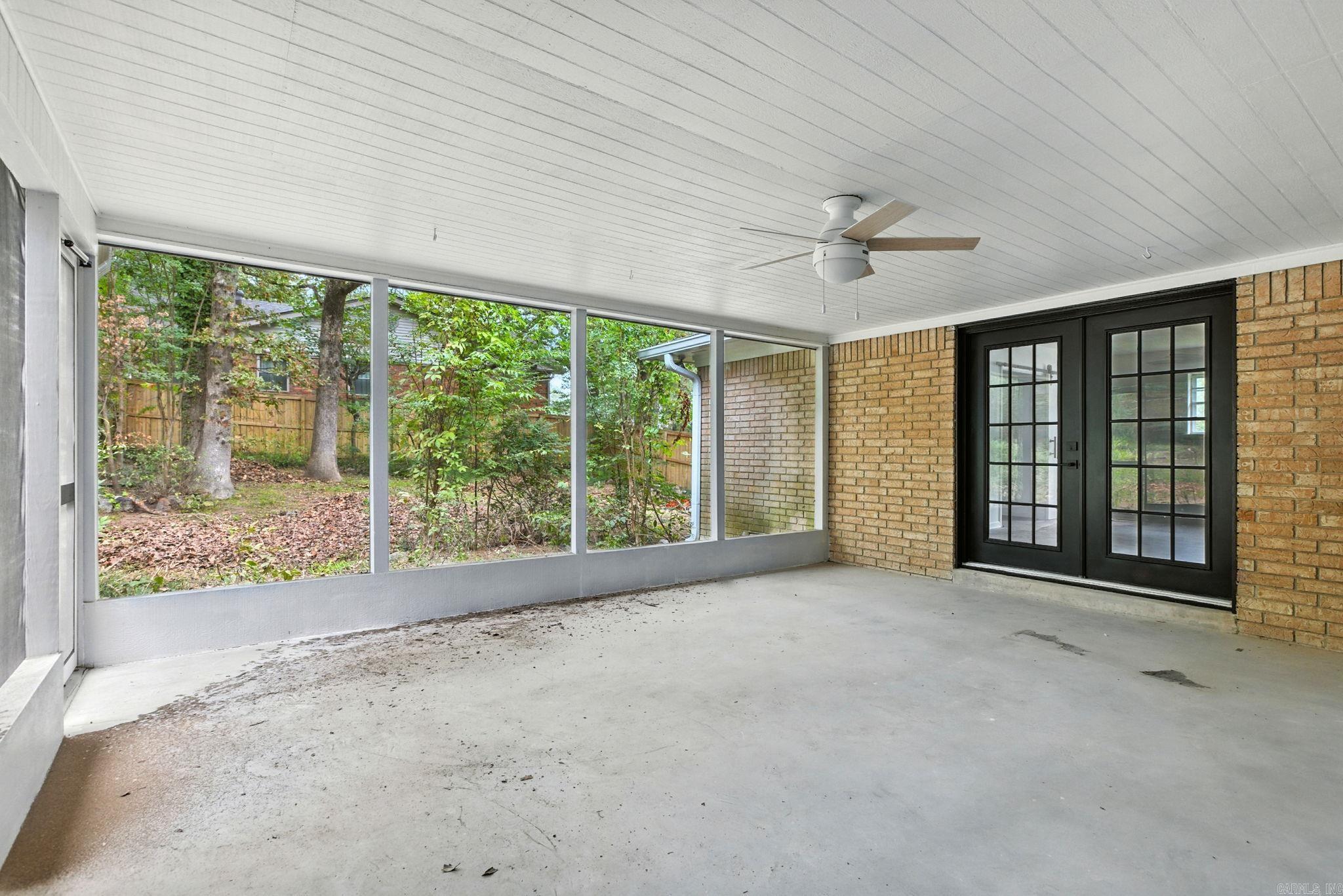 INDIAN HILLS - Residential