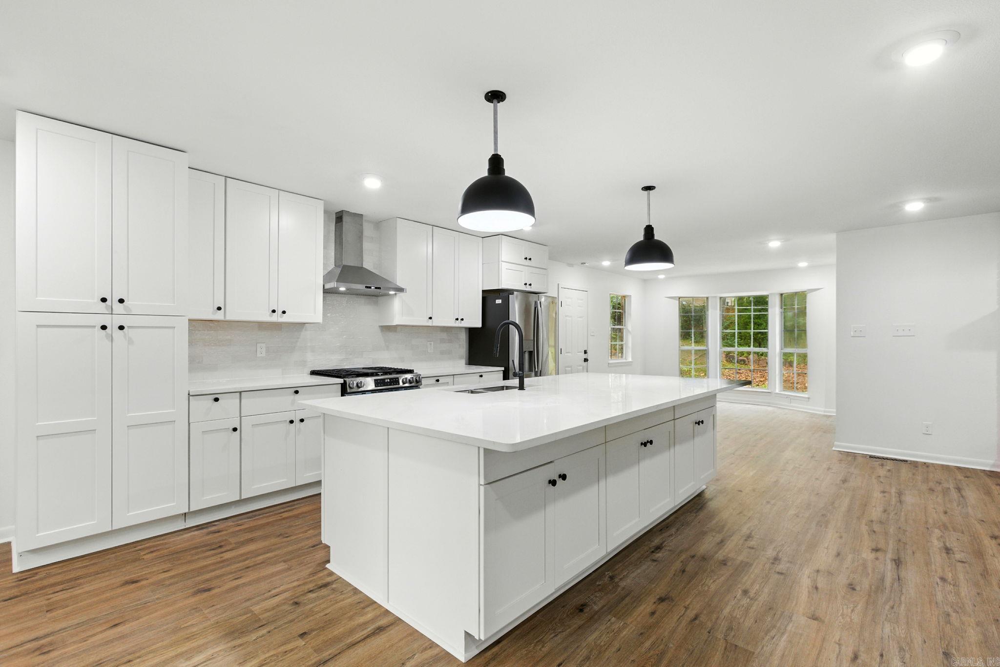 INDIAN HILLS - Residential