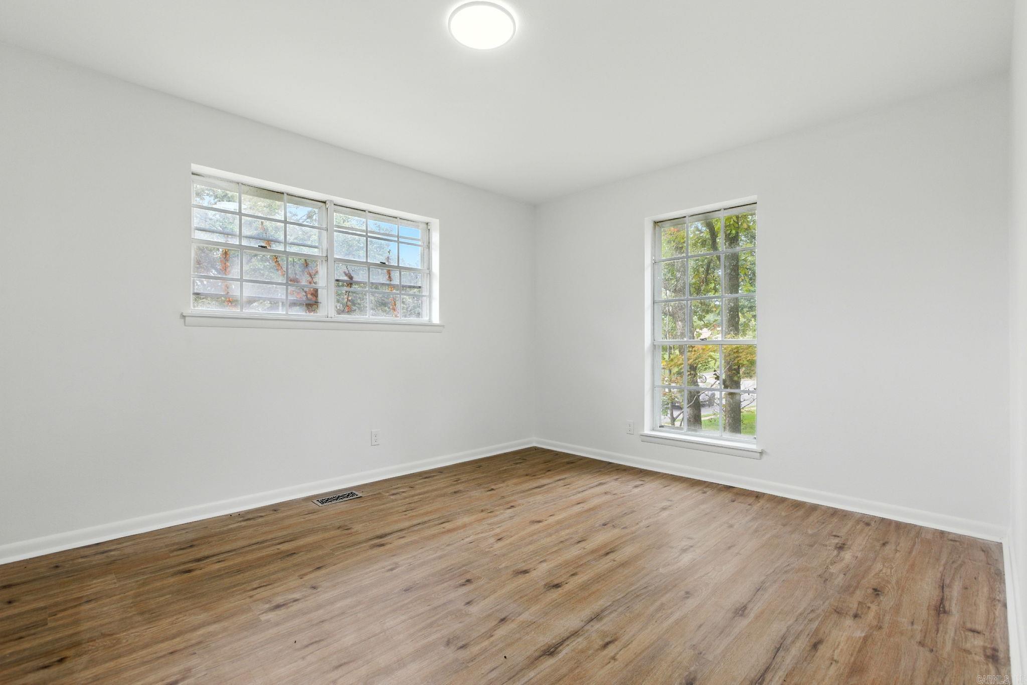 INDIAN HILLS - Residential