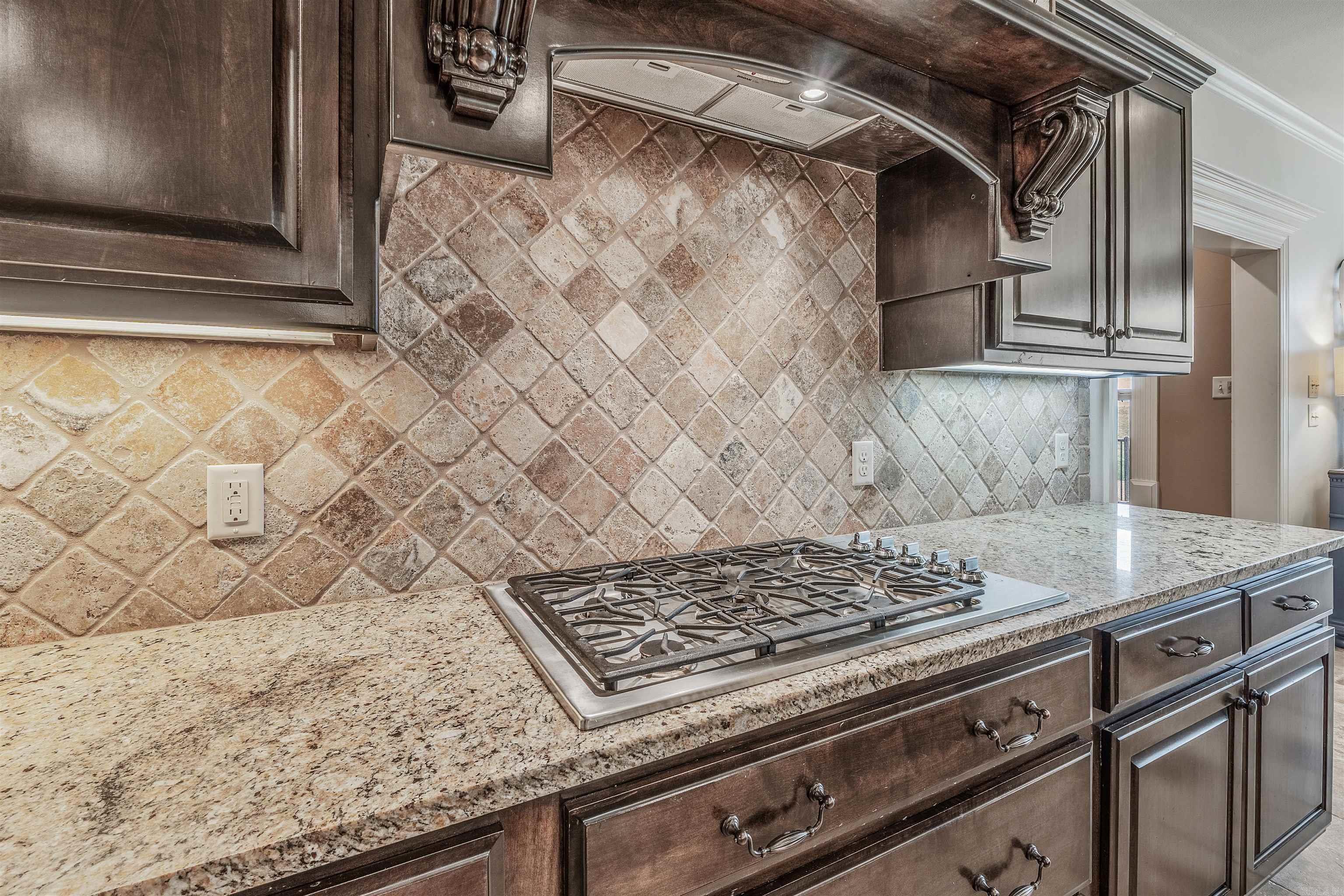 MAJESTIC POINTE - Residential