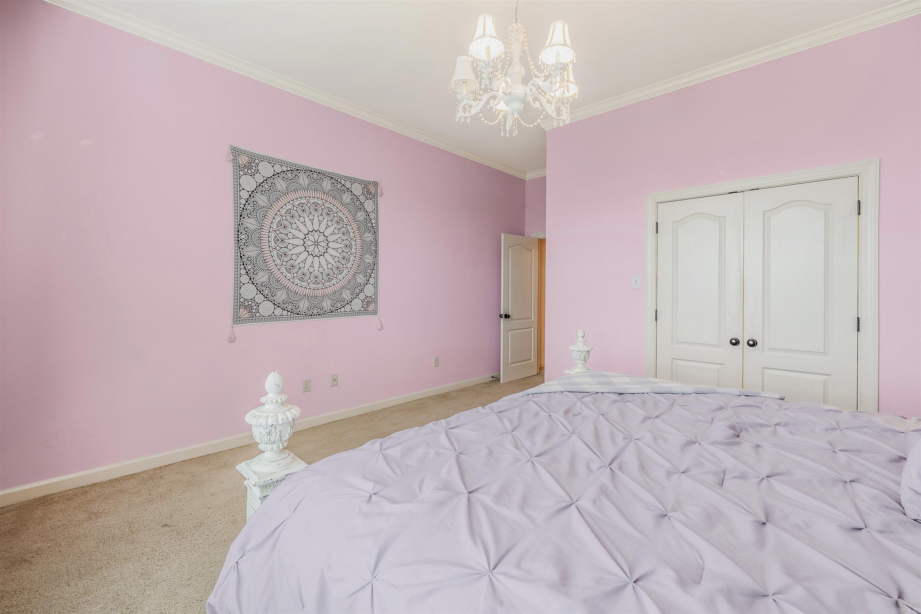 MAJESTIC POINTE - Residential