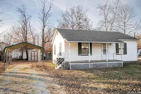 Photo of 304 N 12th Avenue, Paragould, AR 72450 (MLS # 25049819)
