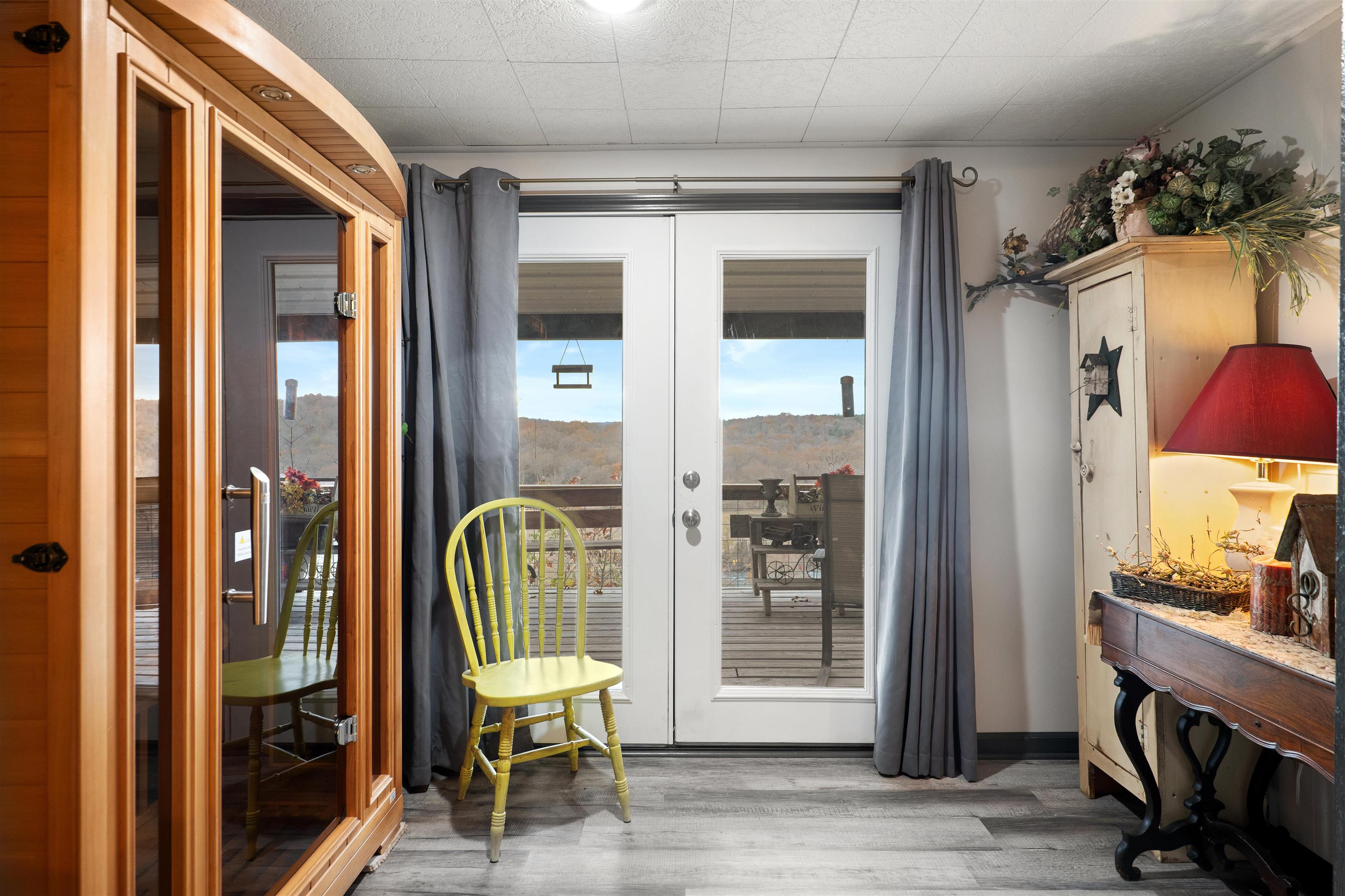 BLUFF VIEW ADDN - Residential