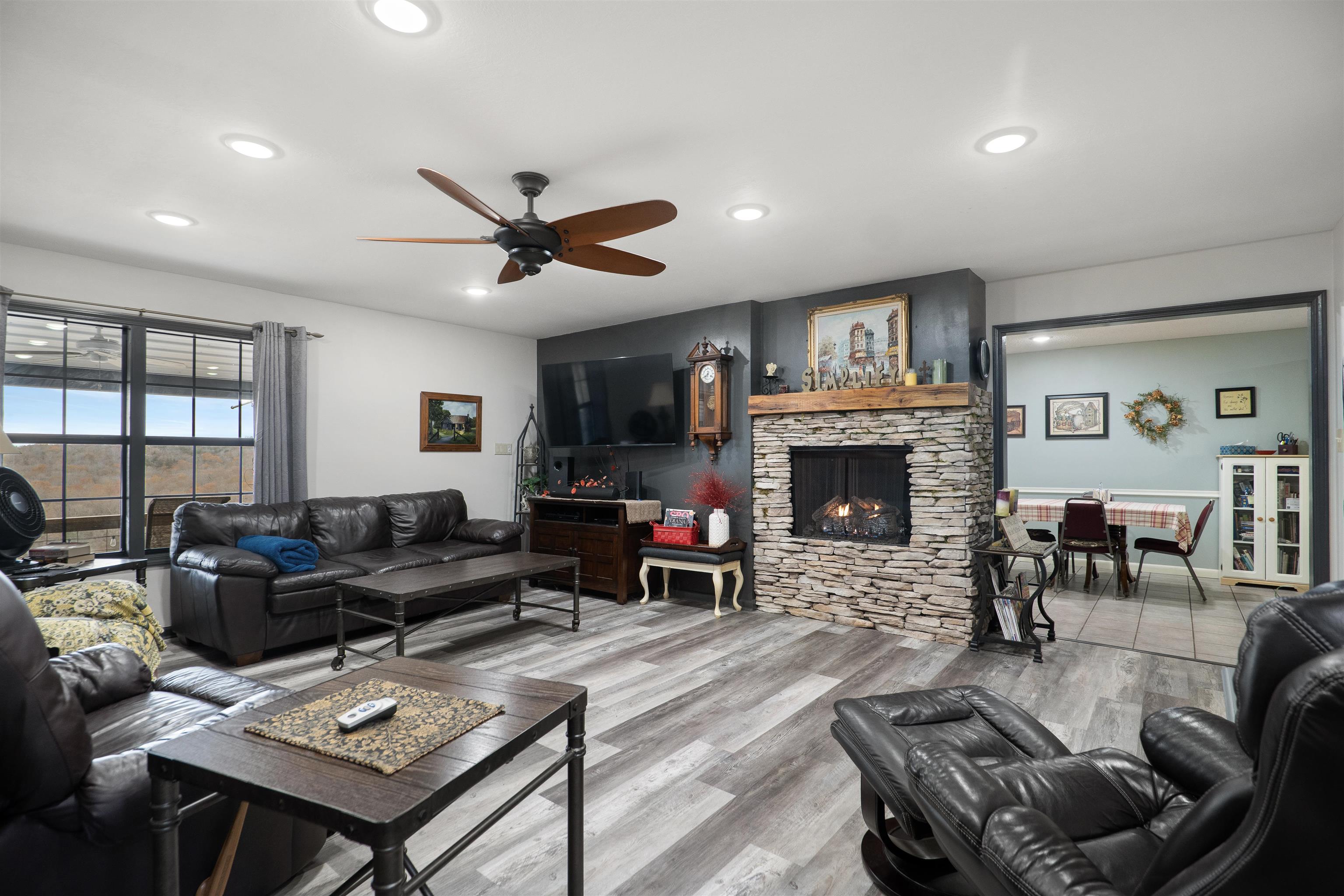 BLUFF VIEW ADDN - Residential